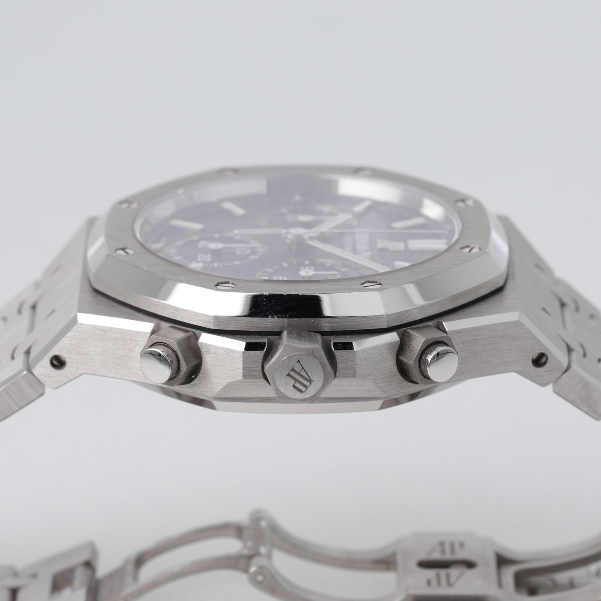 Royal Oak Chronograph White Gold "Japan Edition"