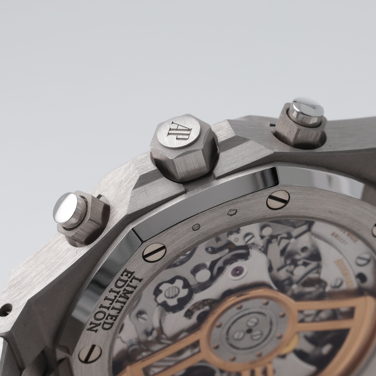 Royal Oak Chronograph White Gold "Japan Edition"