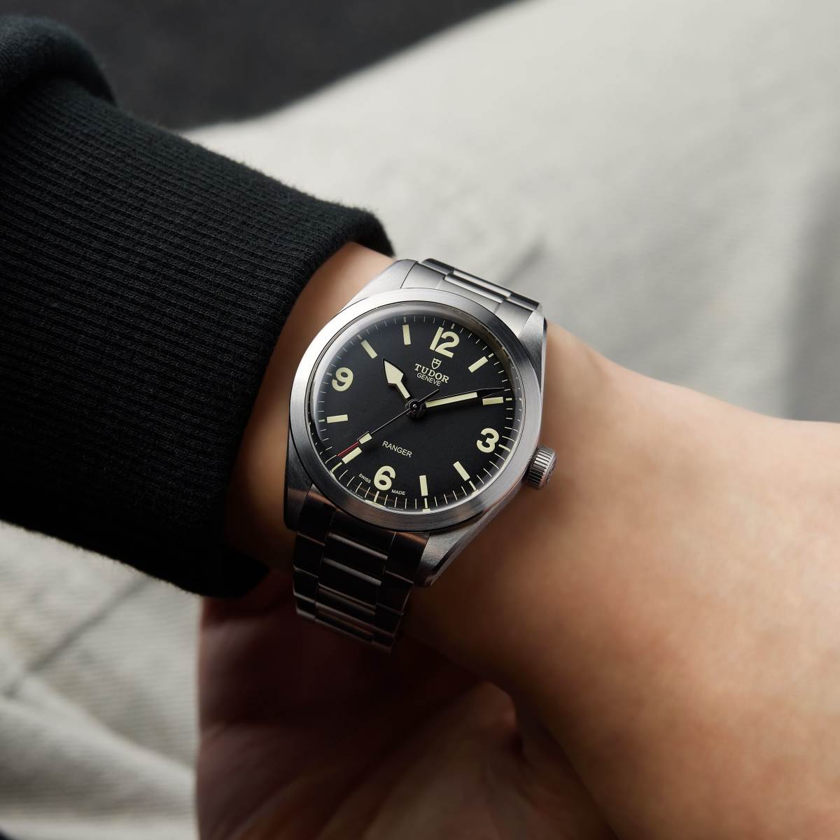 Ranger 39 Stainless Steel Black Dial