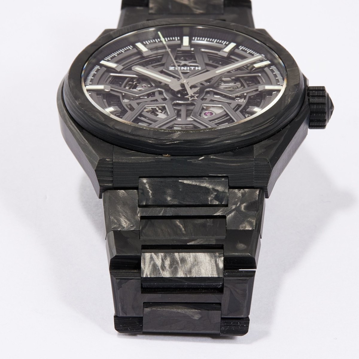 Defy Classic Carbon Skeleton Dial 41mm