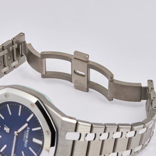 Royal Oak "Jumbo" Extra Thin Platinum & Titanium Blue Dial condition photo