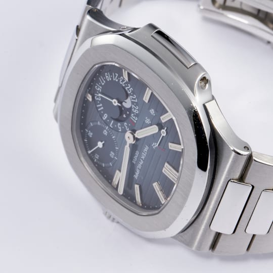 Patek Philippe Nautilus Moonphase Stainless Steel Blue Dial 5712/1A-001 ...