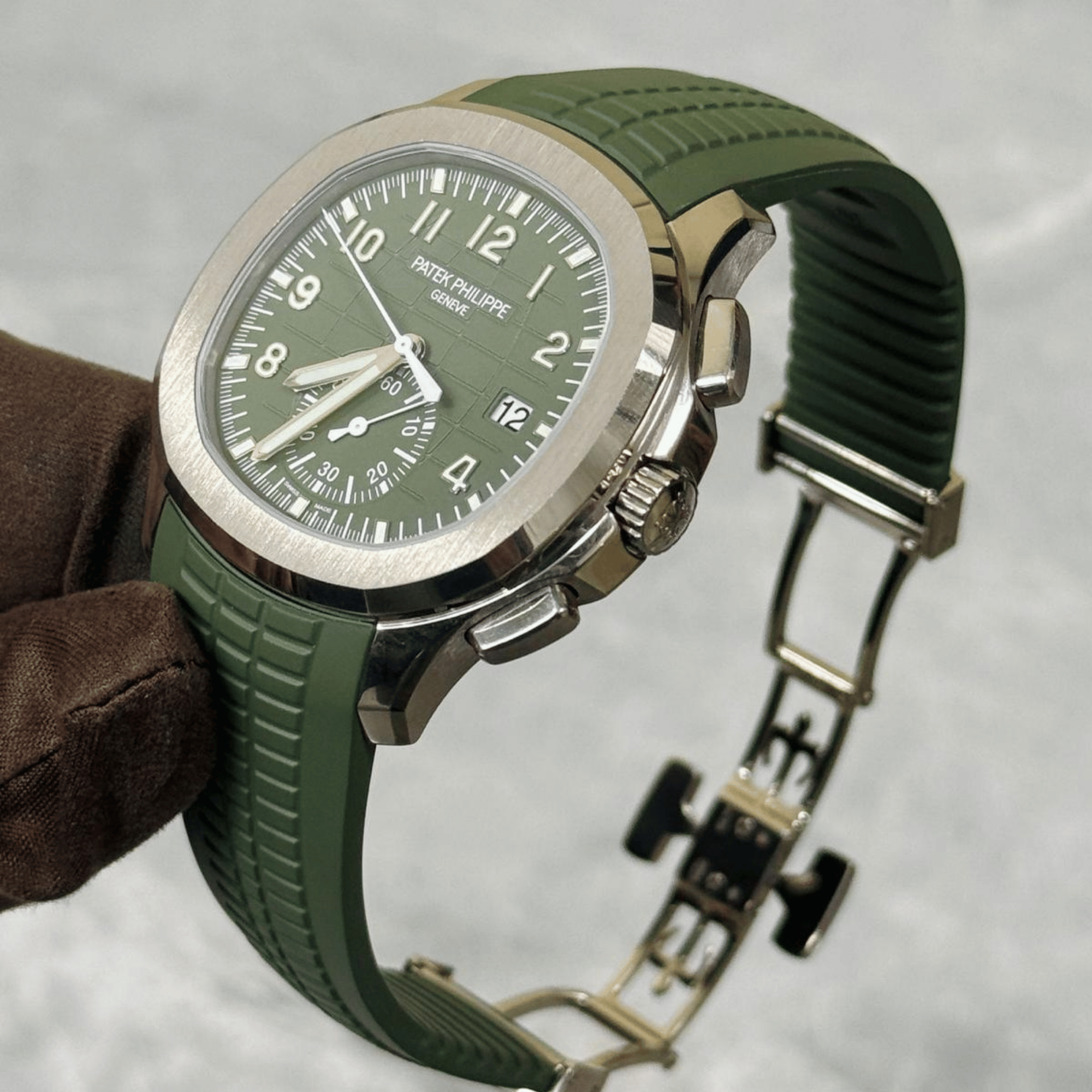 Aquanaut Chronograph White Gold Green Dial 42mm Product Image 3