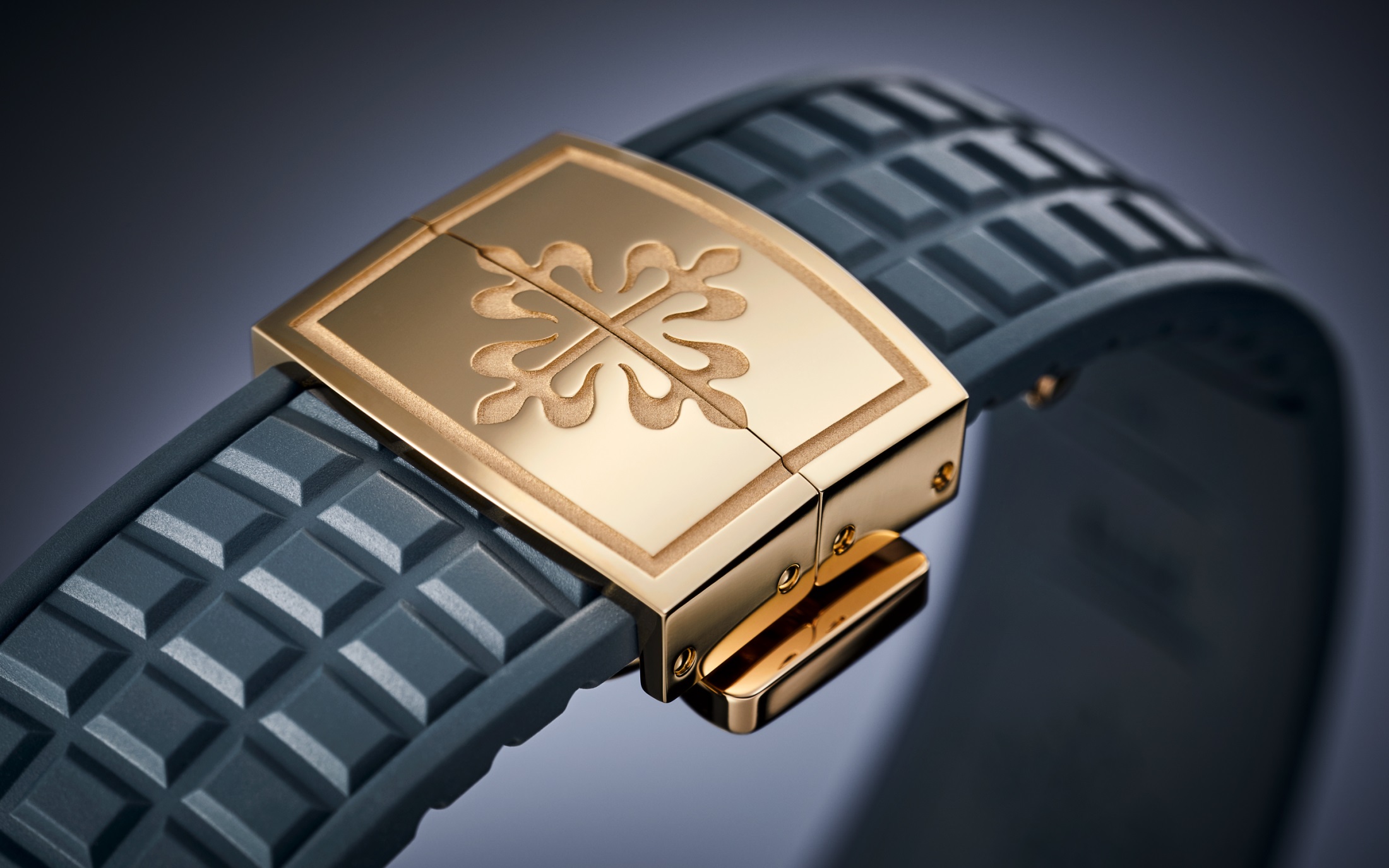 Aquanaut Travel Time Rose Gold Blue Dial 38mm Product Image 6