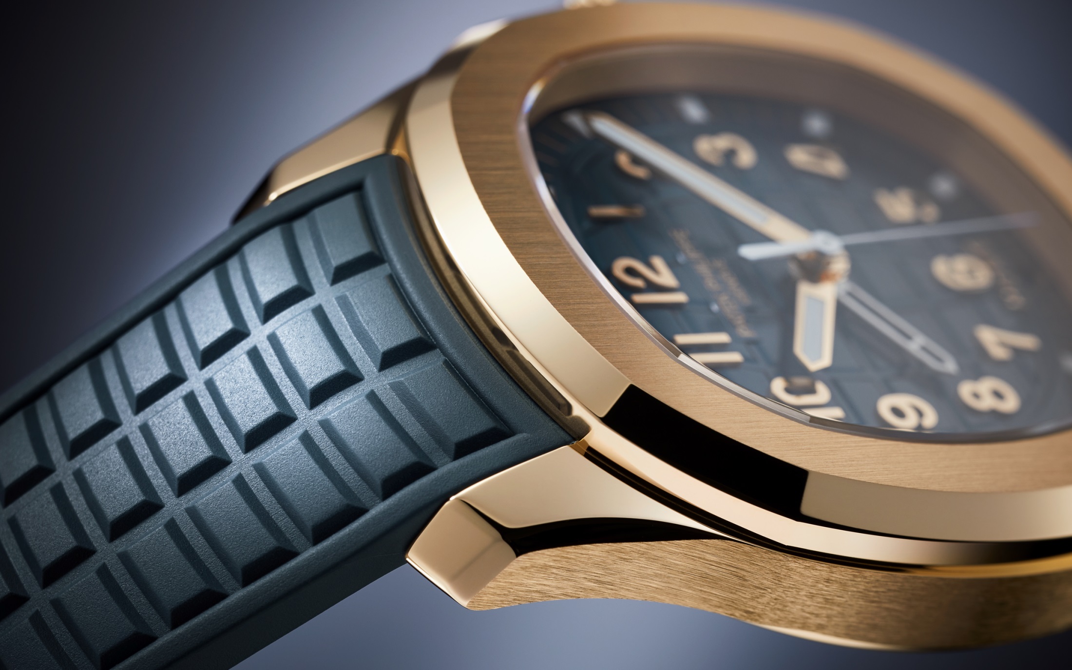 Aquanaut Travel Time Rose Gold Blue Dial 38mm Product Image 5