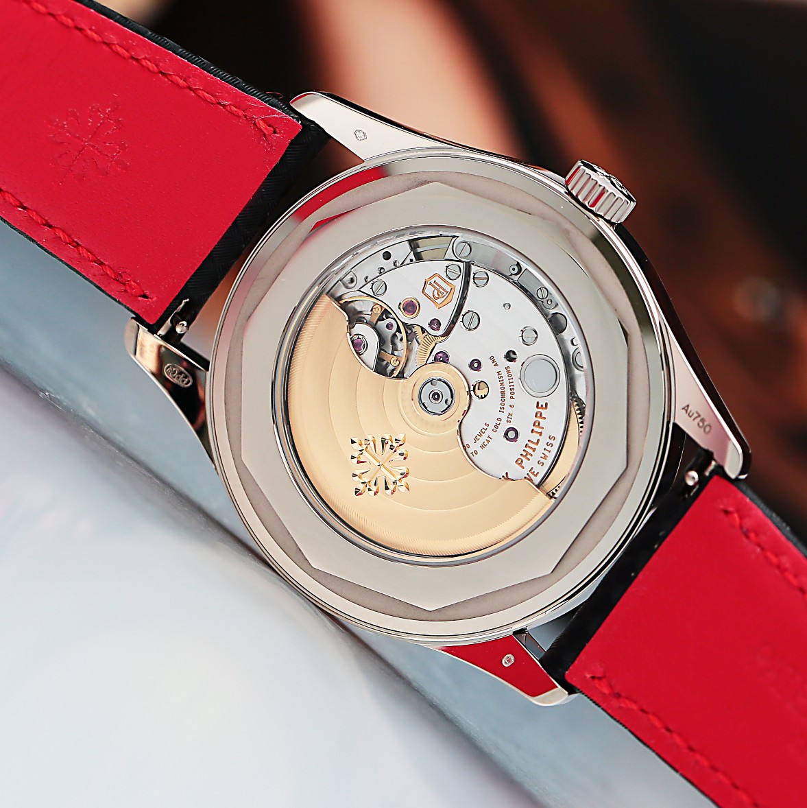 Calatrava White Gold Black Dial 40mm Product Image 5