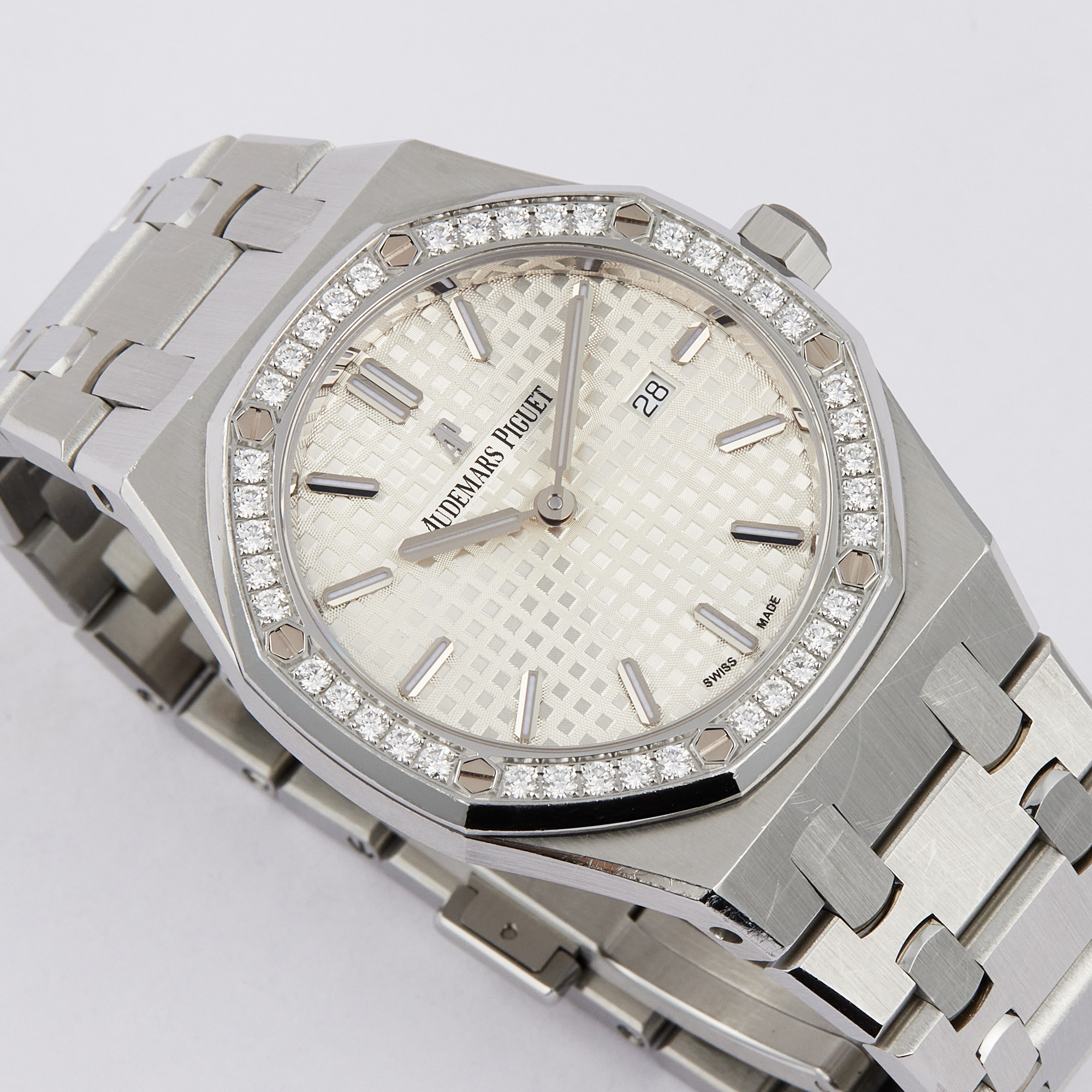 Royal Oak Quartz Steel Diamond Silver Dial 33mm Product Image 2