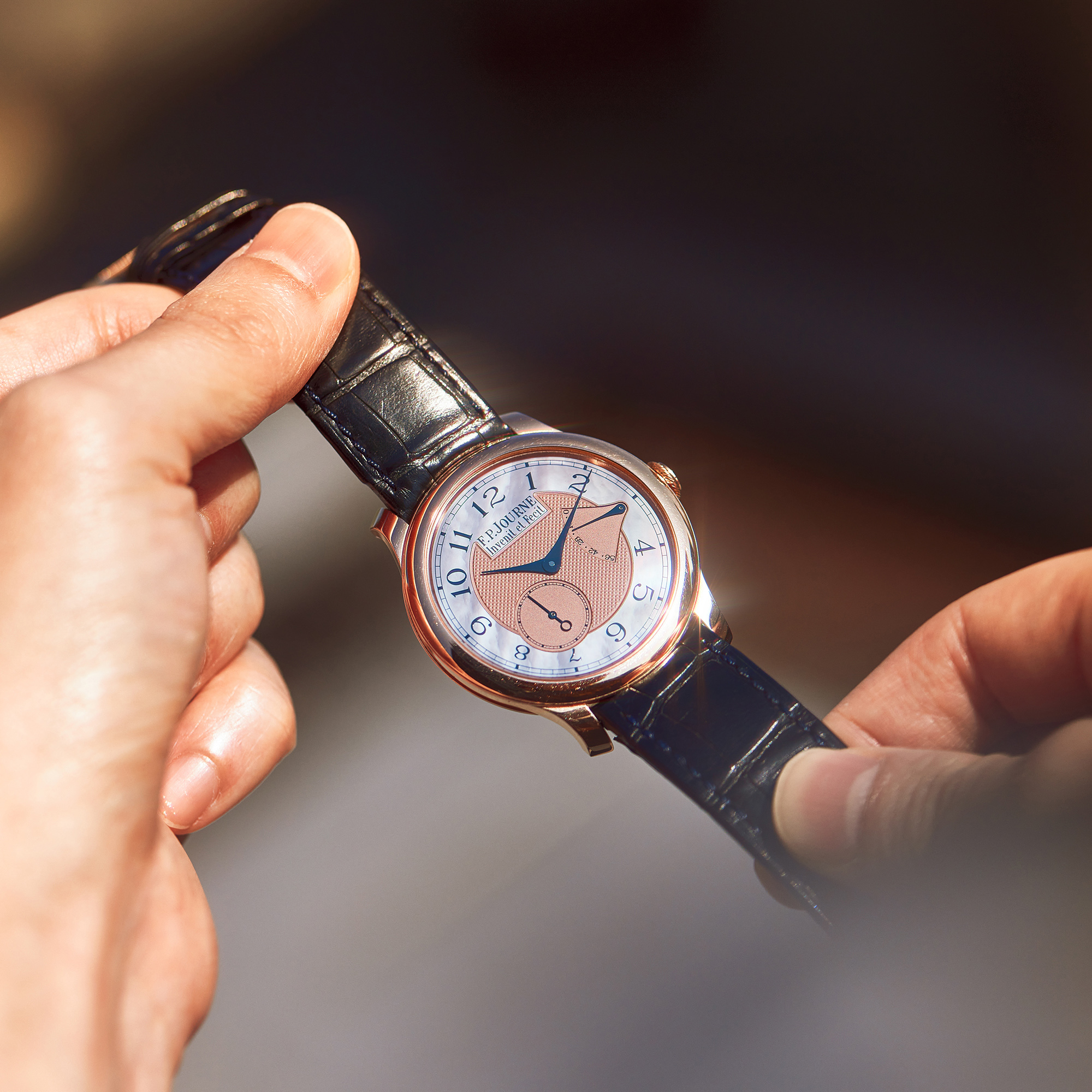 Chronometre Souverain “Boutique Edition" Rose Gold Mother of Pearl Dial 40mm Product Image 6