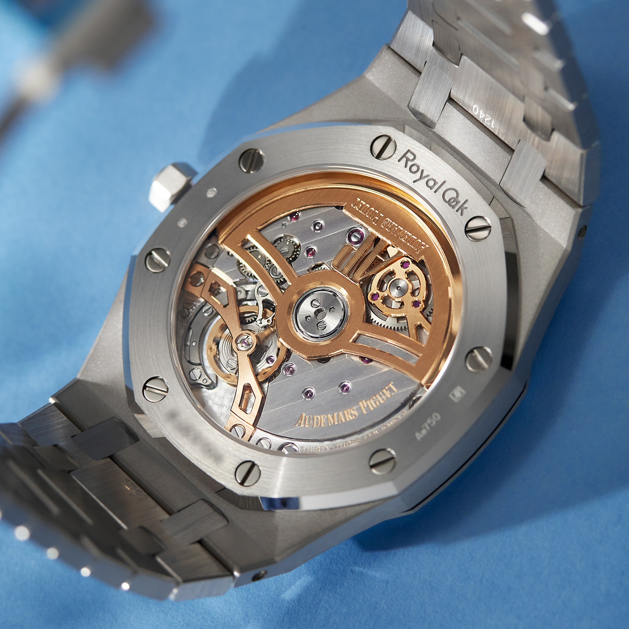 Royal Oak "Jumbo" Extra-Thin White Gold Blue Dial 39mm Product Image