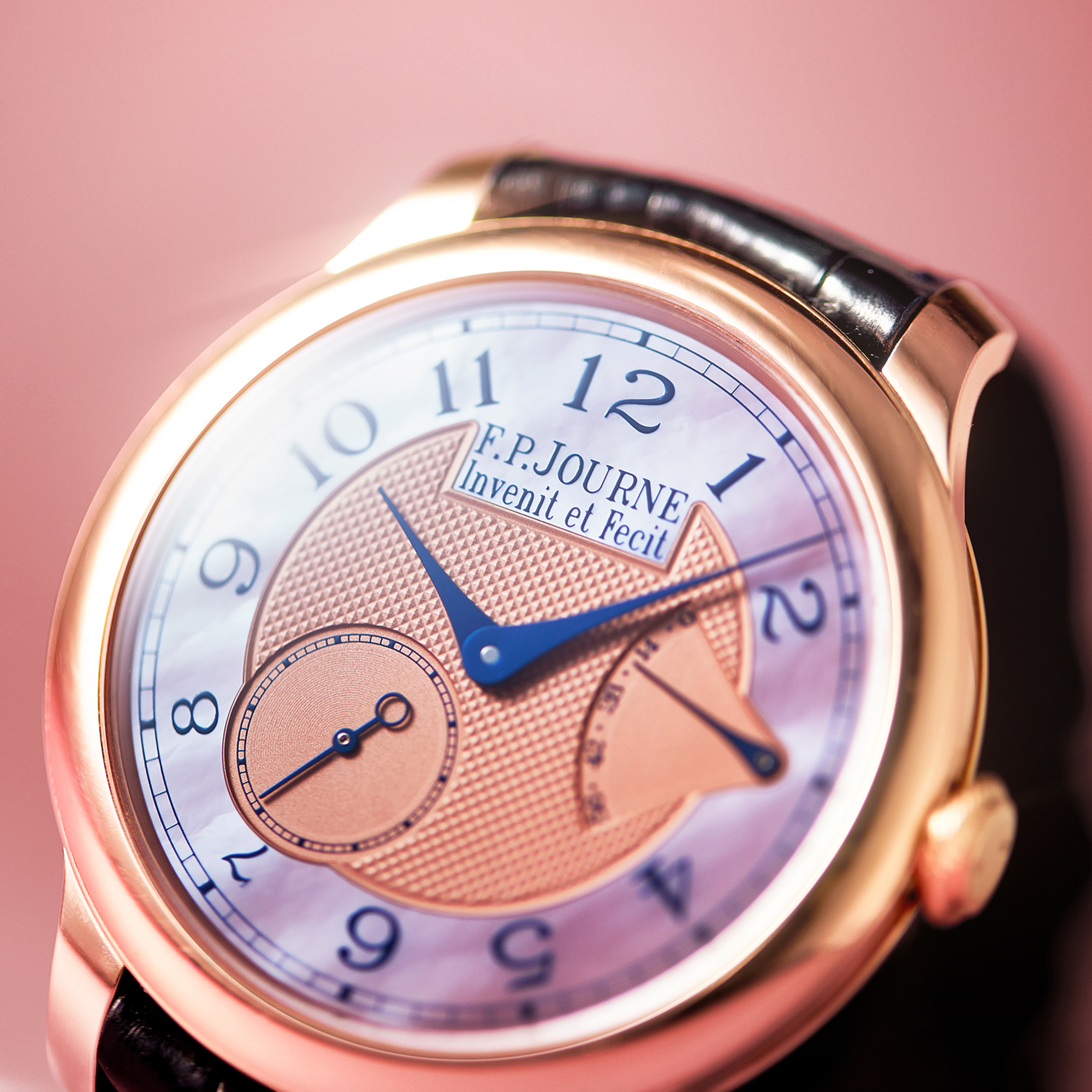 Chronometre Souverain “Boutique Edition" Rose Gold Mother of Pearl Dial 40mm Product Image 3