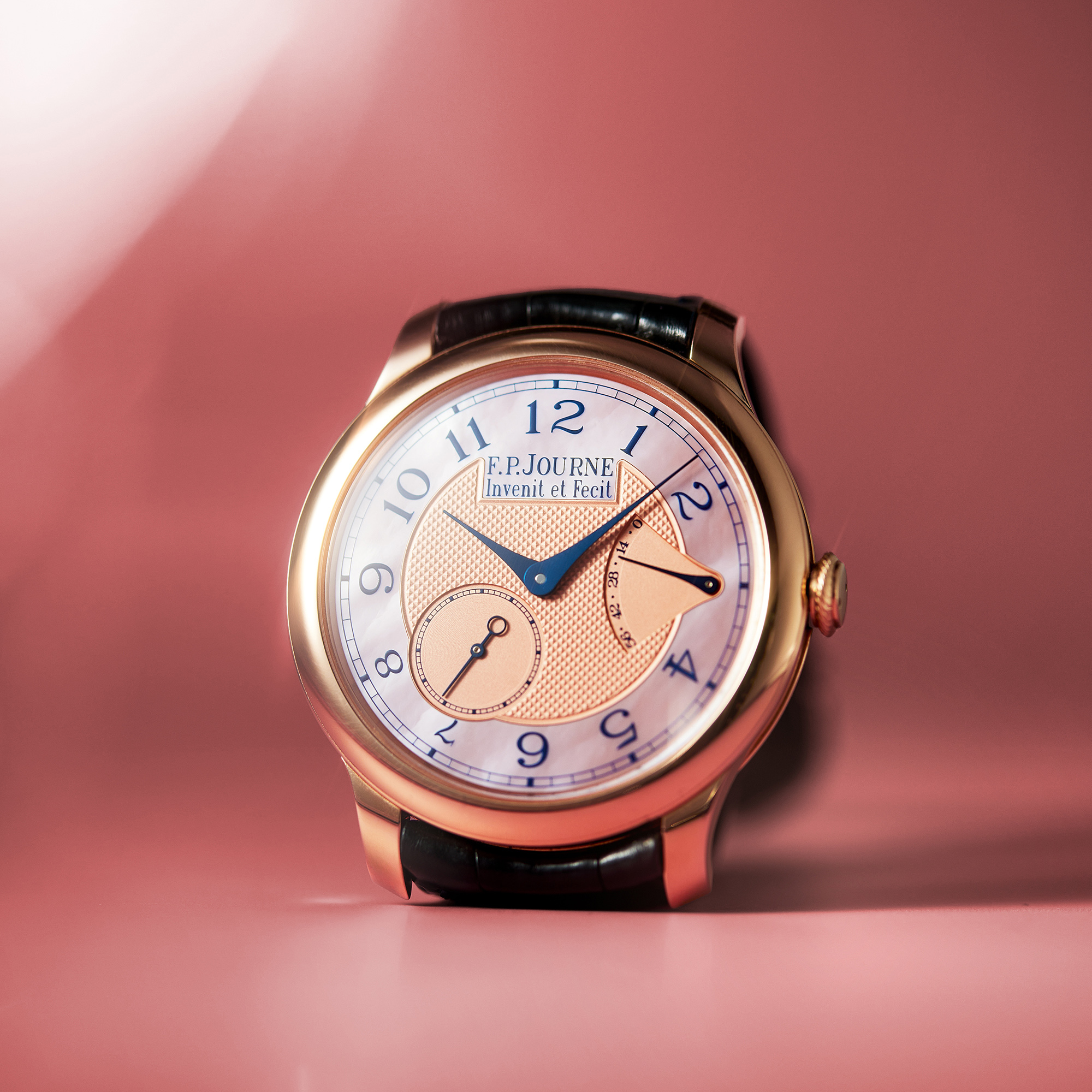 Chronometre Souverain “Boutique Edition" Rose Gold Mother of Pearl Dial 40mm Product Image 2