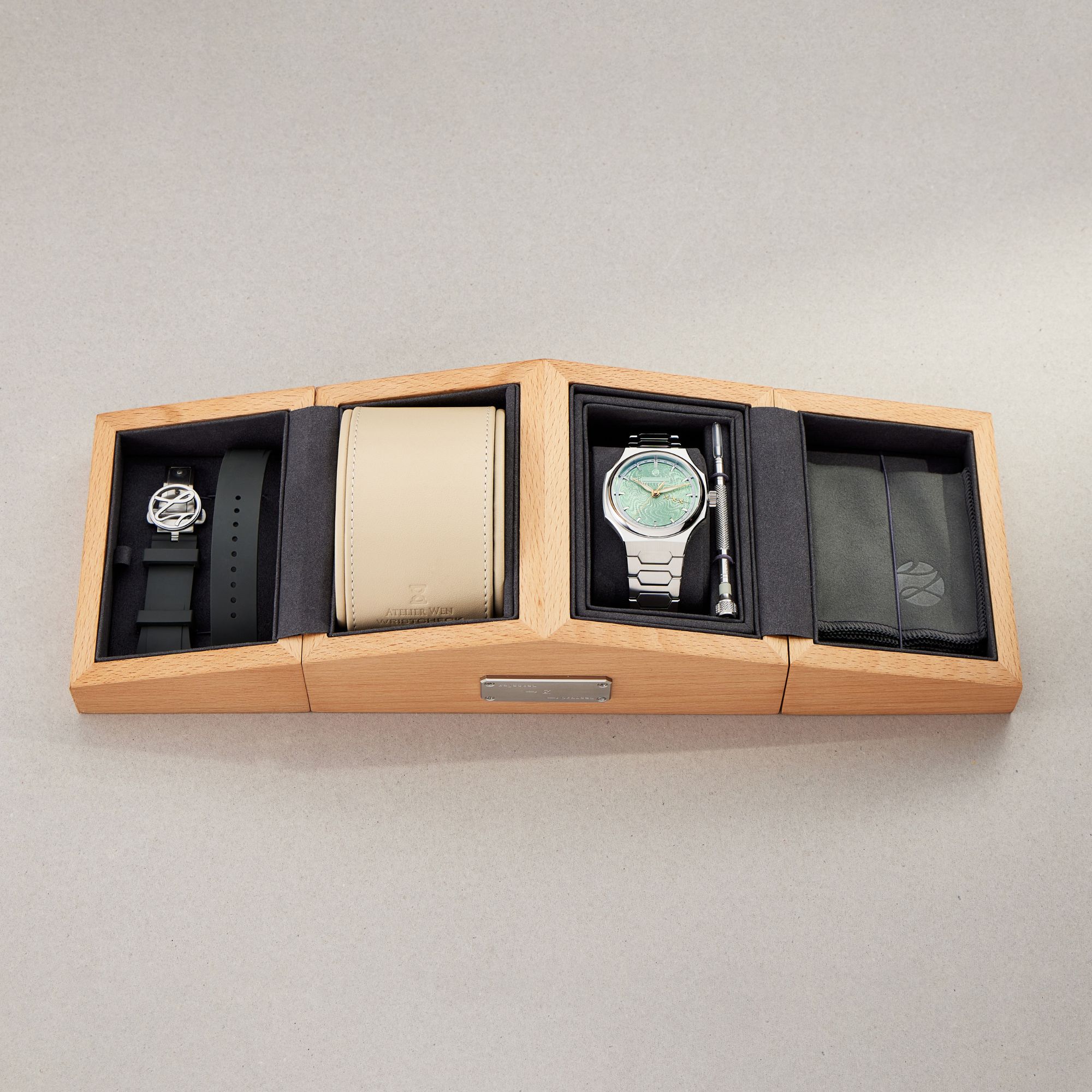 Perception Wristcheck x seconde/seconde/ x Atelier Wen "锔瓷" Special Edition 40mm Product Image 19