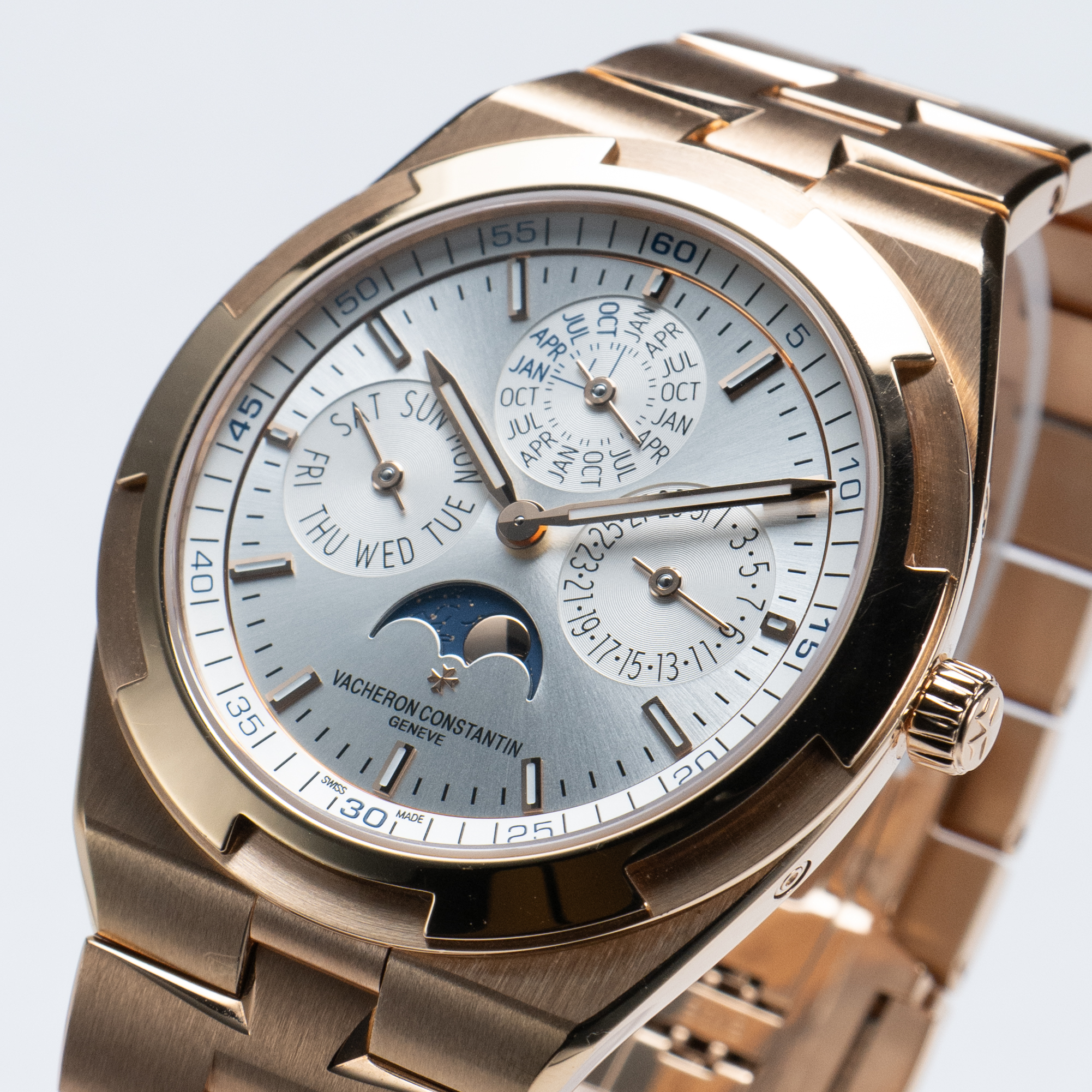 Overseas Ultra-Thin Perpetual Calendar Rose Gold Silver Dial 42mm Product Image 1