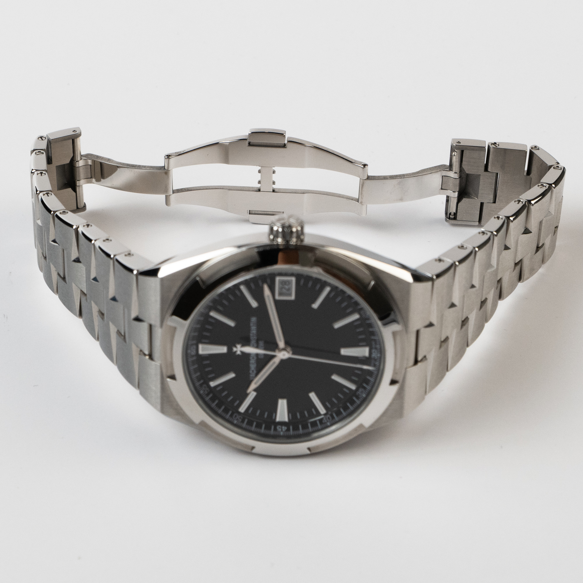 Overseas Date Steel Black Dial 41mm Product Image 6