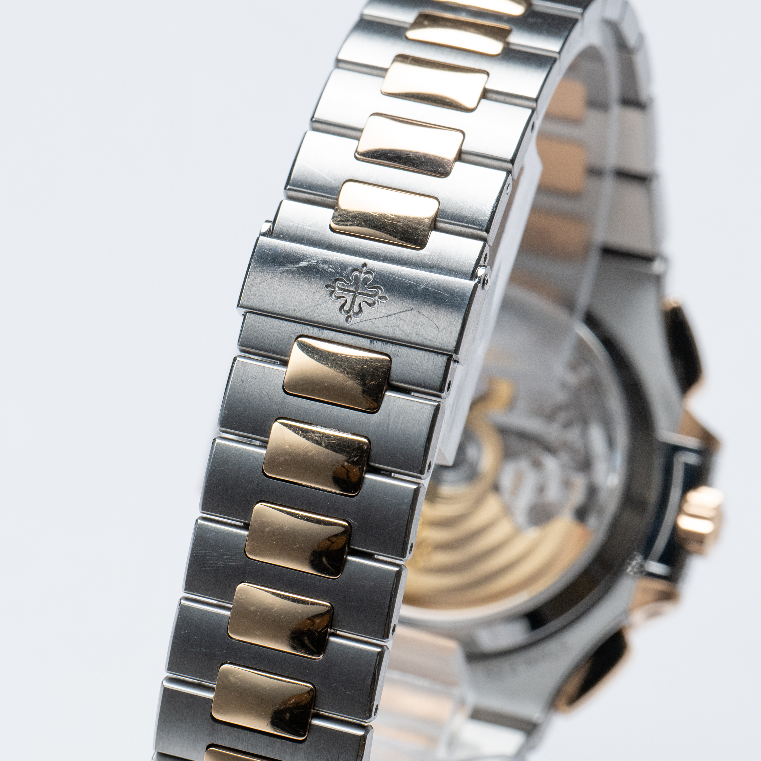 Nautilus Chronograph Rose Gold & Steel Blue Dial 40mm Product Image 11