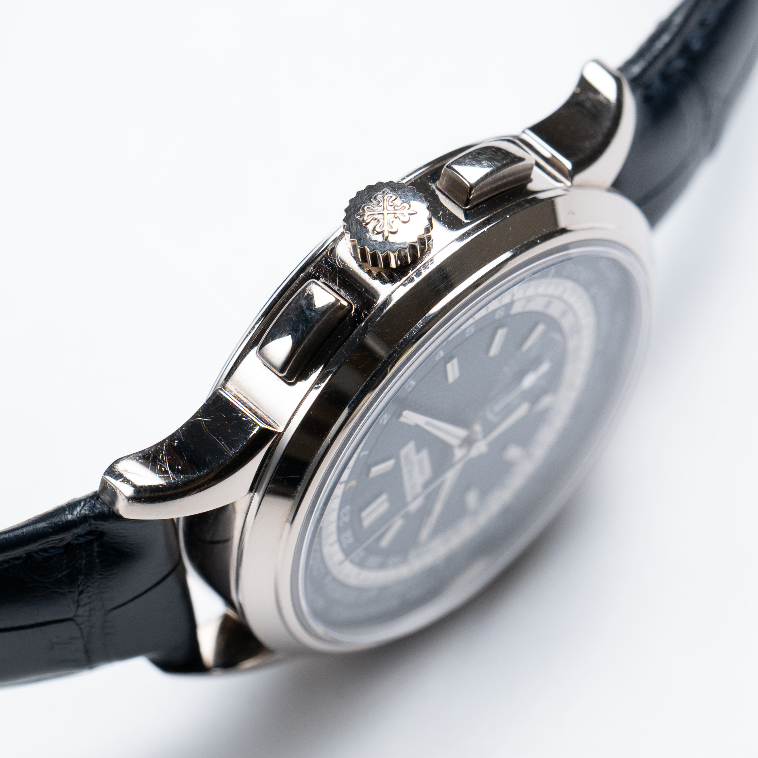 World Time Chronograph "Beijing" White Blue Blue Dial 39mm Product Image 4