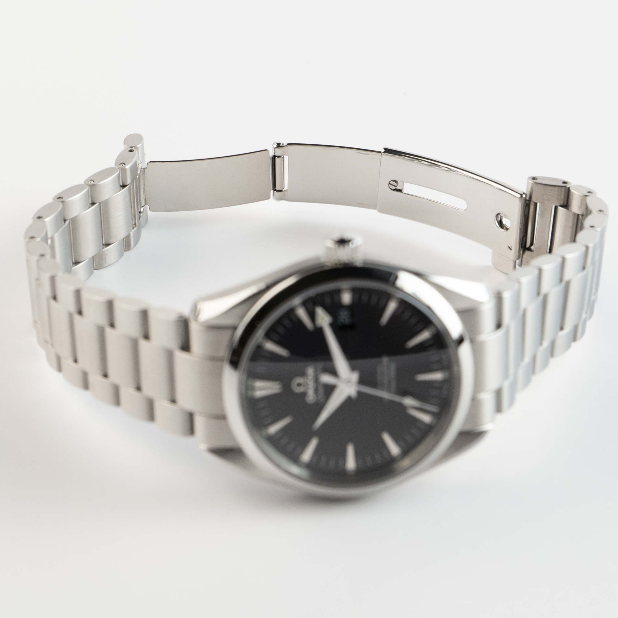 Aqua Terra Steel Black Dial 39mm Product Image 7
