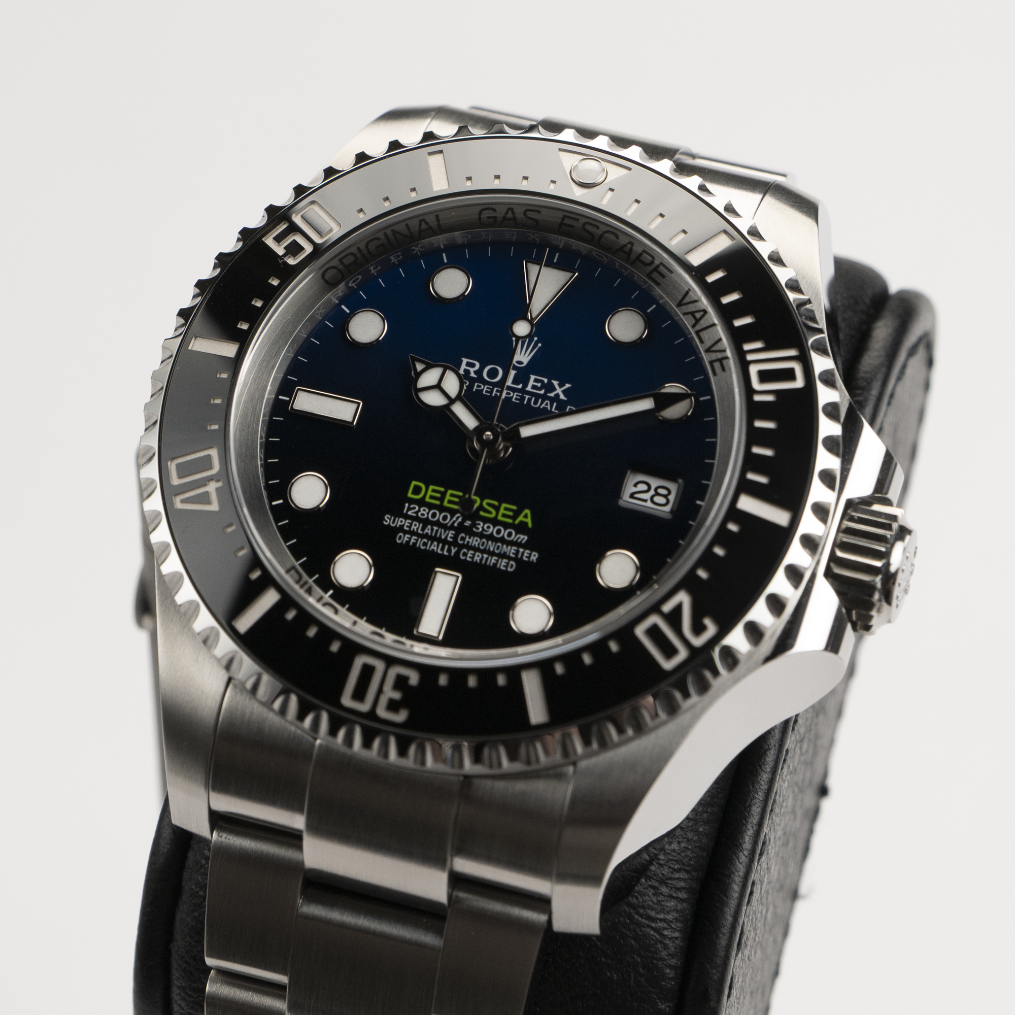 Sea-Dweller Deepsea Steel D-Blue Dial 44mm Product Image 1
