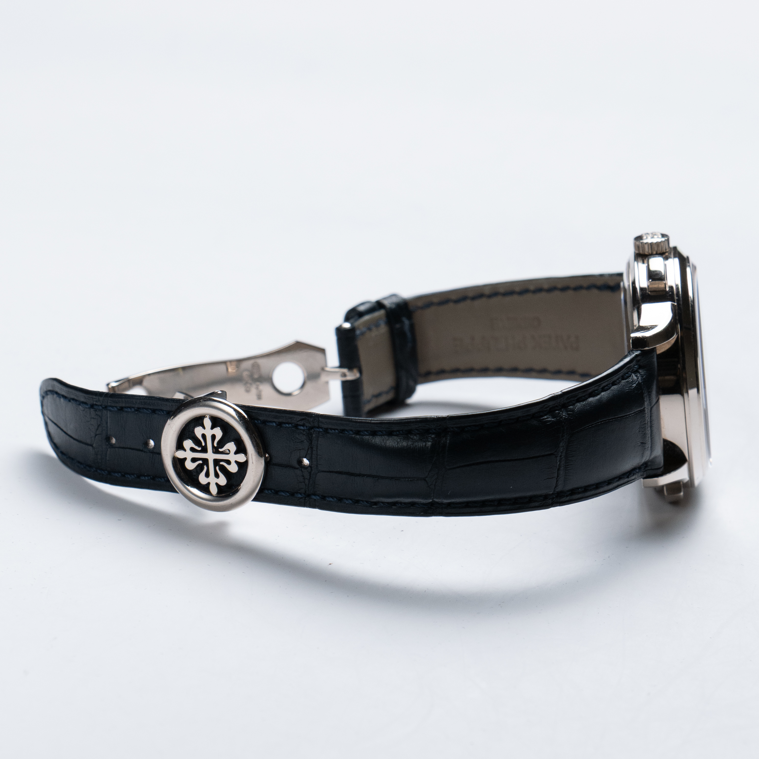 World Time Chronograph "Beijing" White Blue Blue Dial 39mm Product Image 7