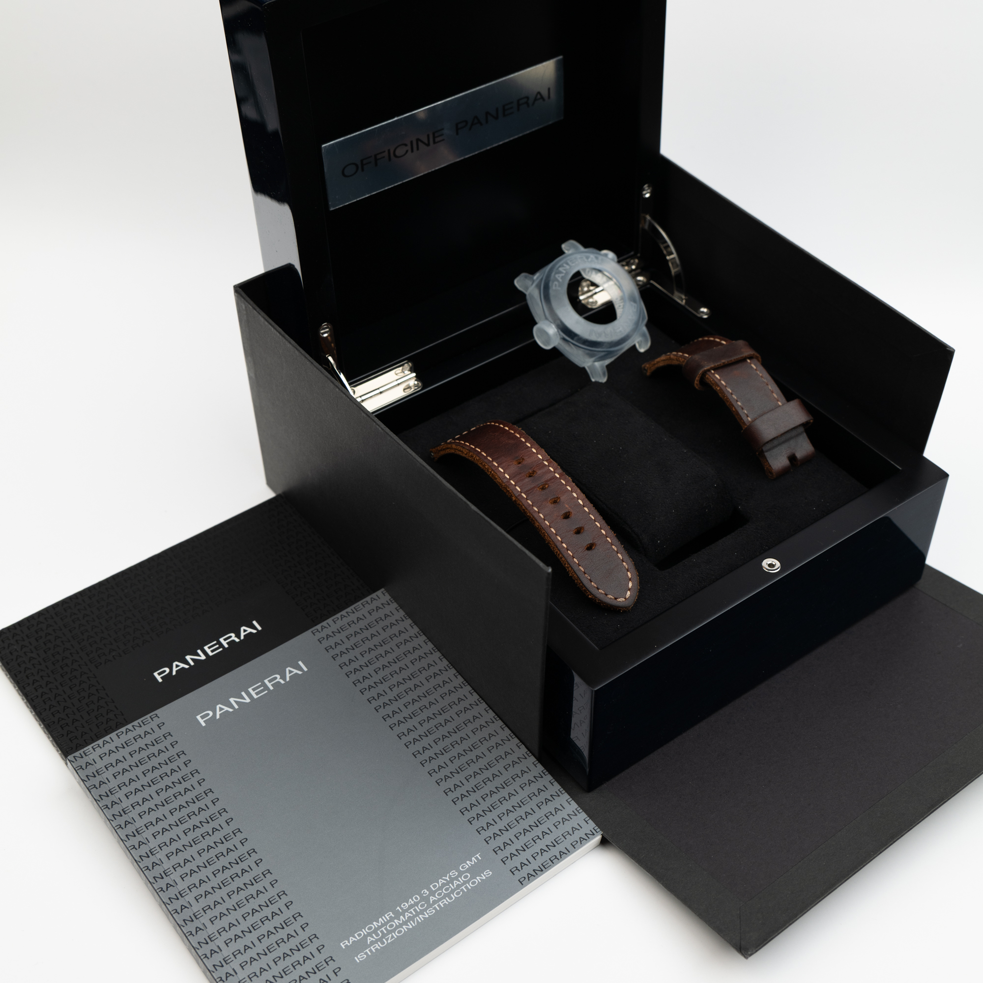 Radiomir 1940 3 Day Automatic Steel Blue Dial 44mm Product Image 10