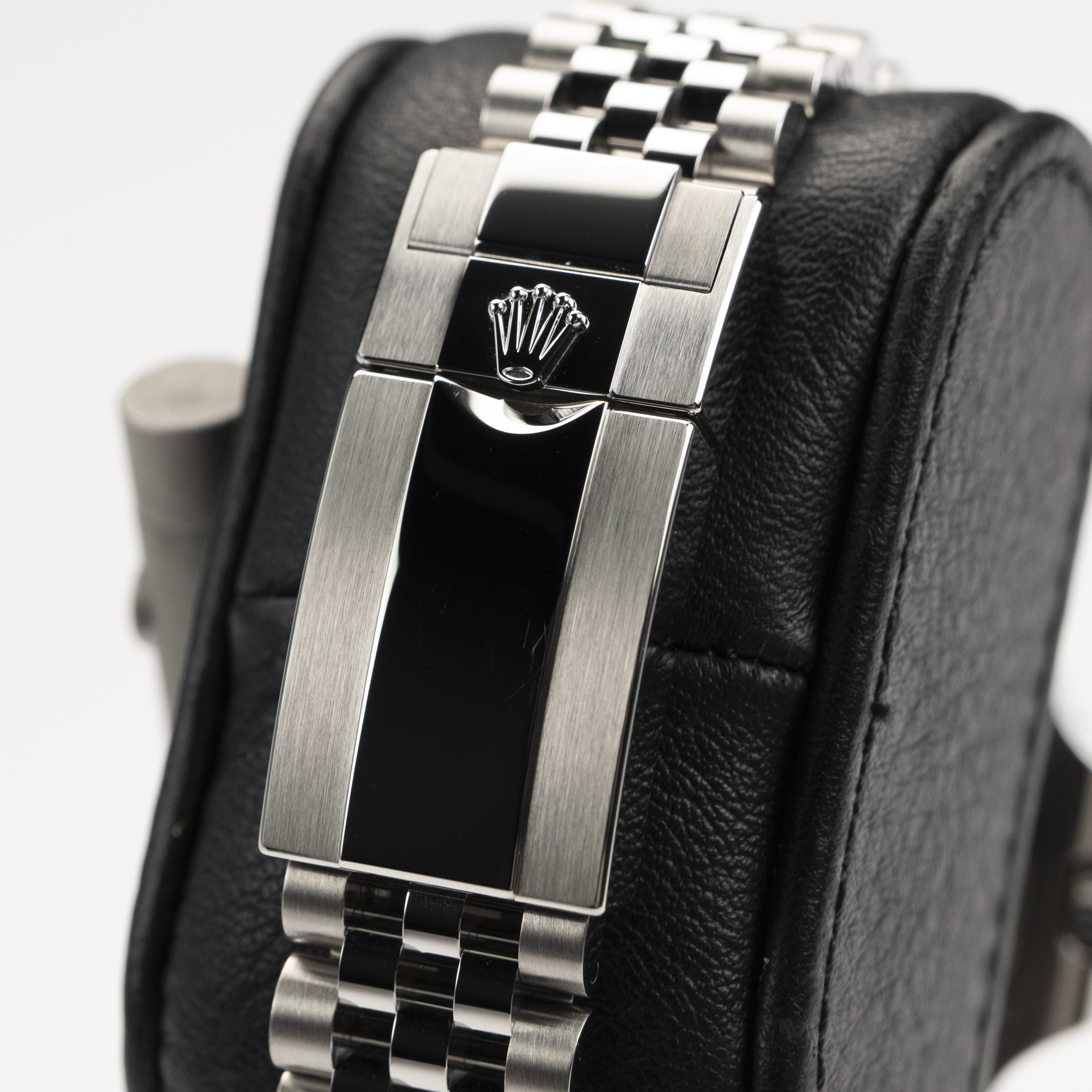 GMT-Master II "Bruce Wayne" Steel Jubilee Black Dial 40mm Product Image 11