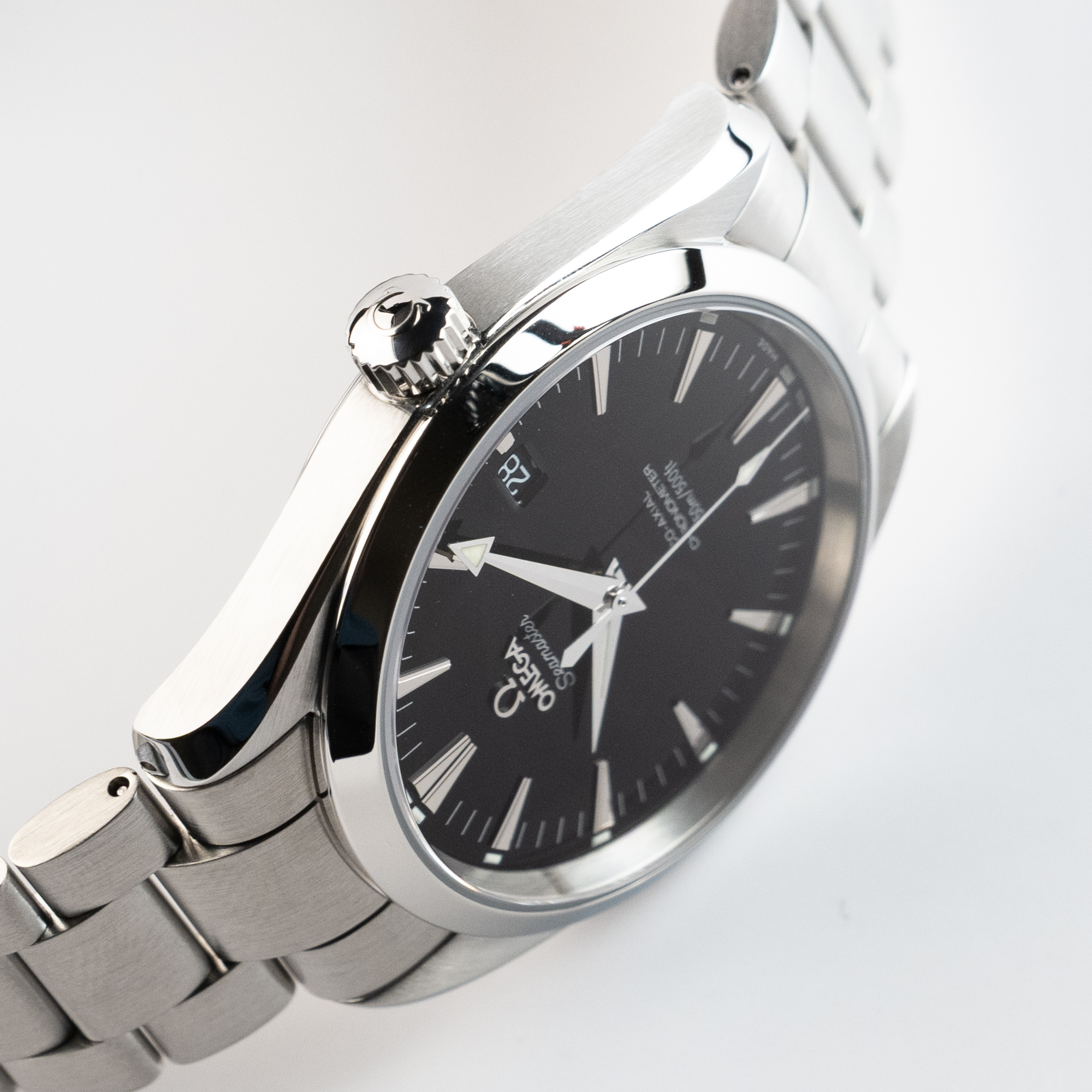 Aqua Terra Steel Black Dial 39mm Product Image 5