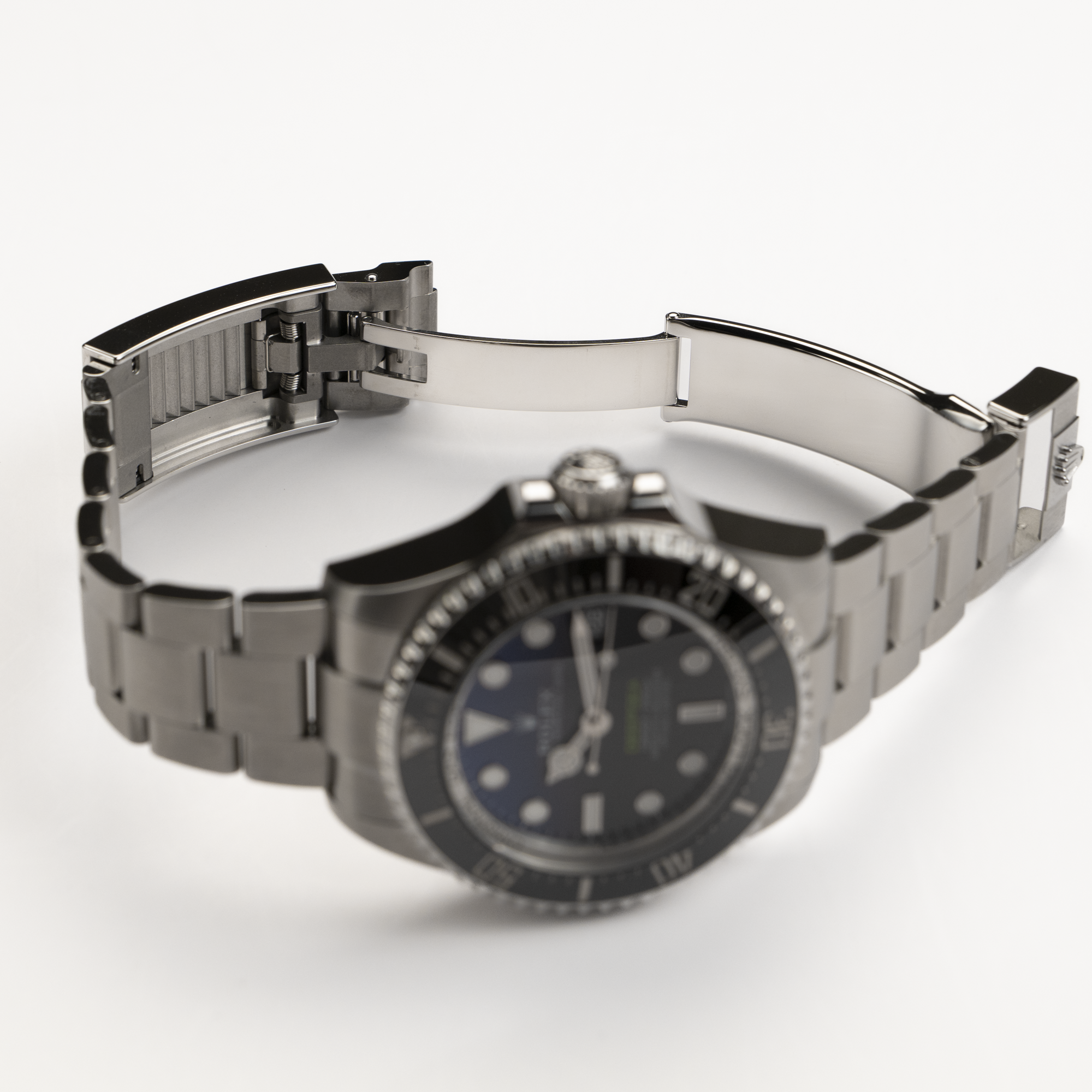 Sea-Dweller Deepsea Steel D-Blue Dial 44mm Product Image 8