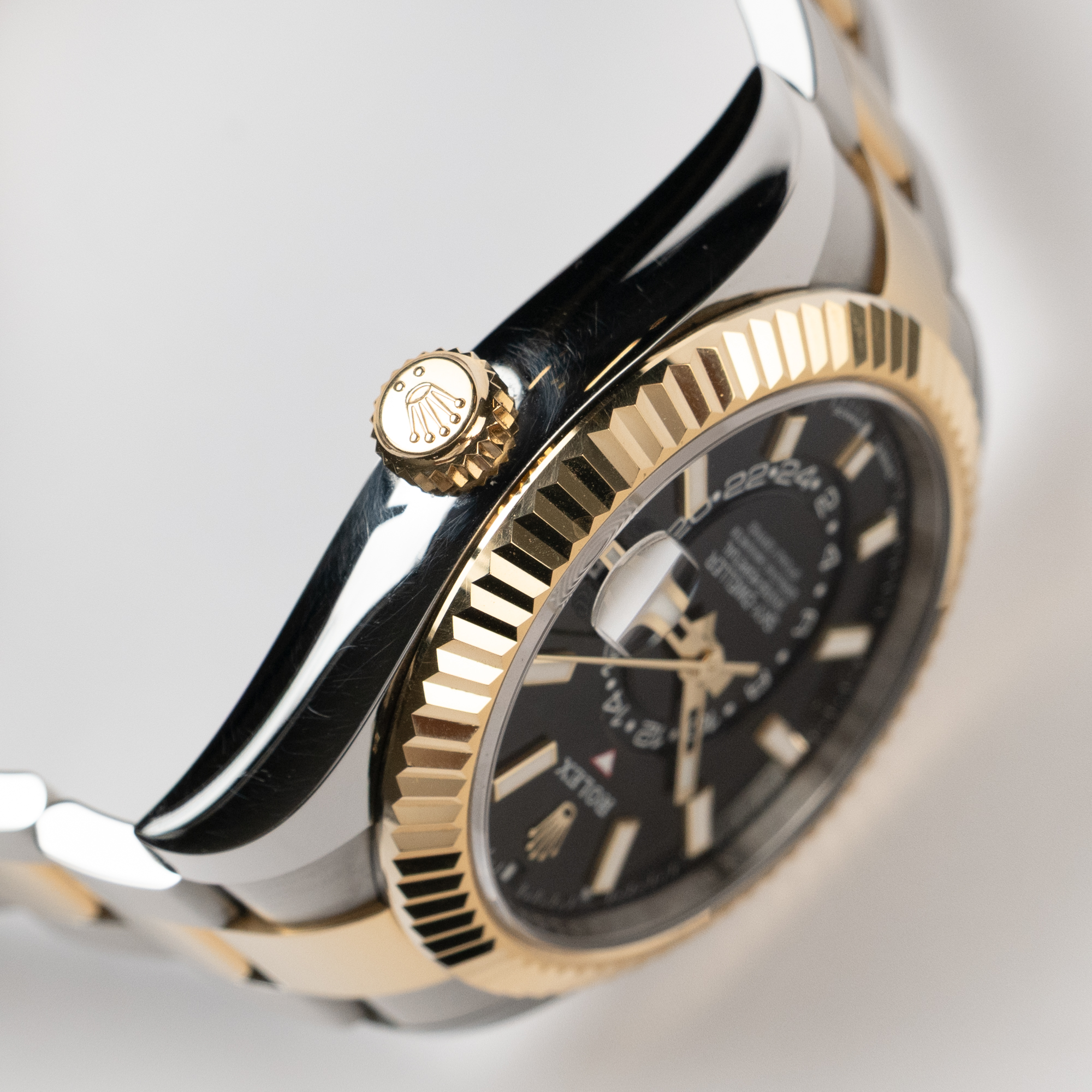 Sky-Dweller Yellow Gold & Steel Black Dial 42mm Product Image 3