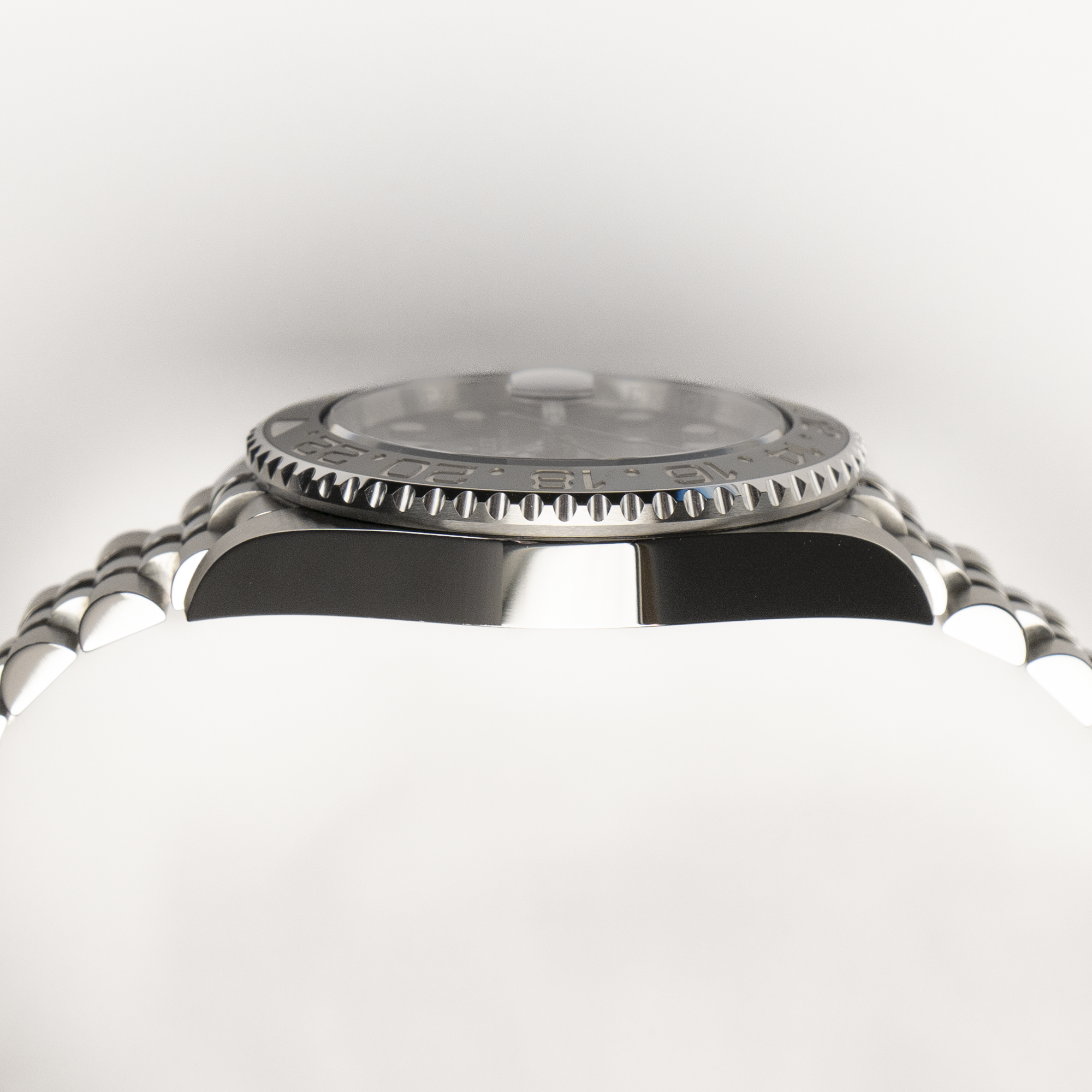 GMT-Master II "Bruce Wayne" Steel Jubilee Black Dial 40mm Product Image 4
