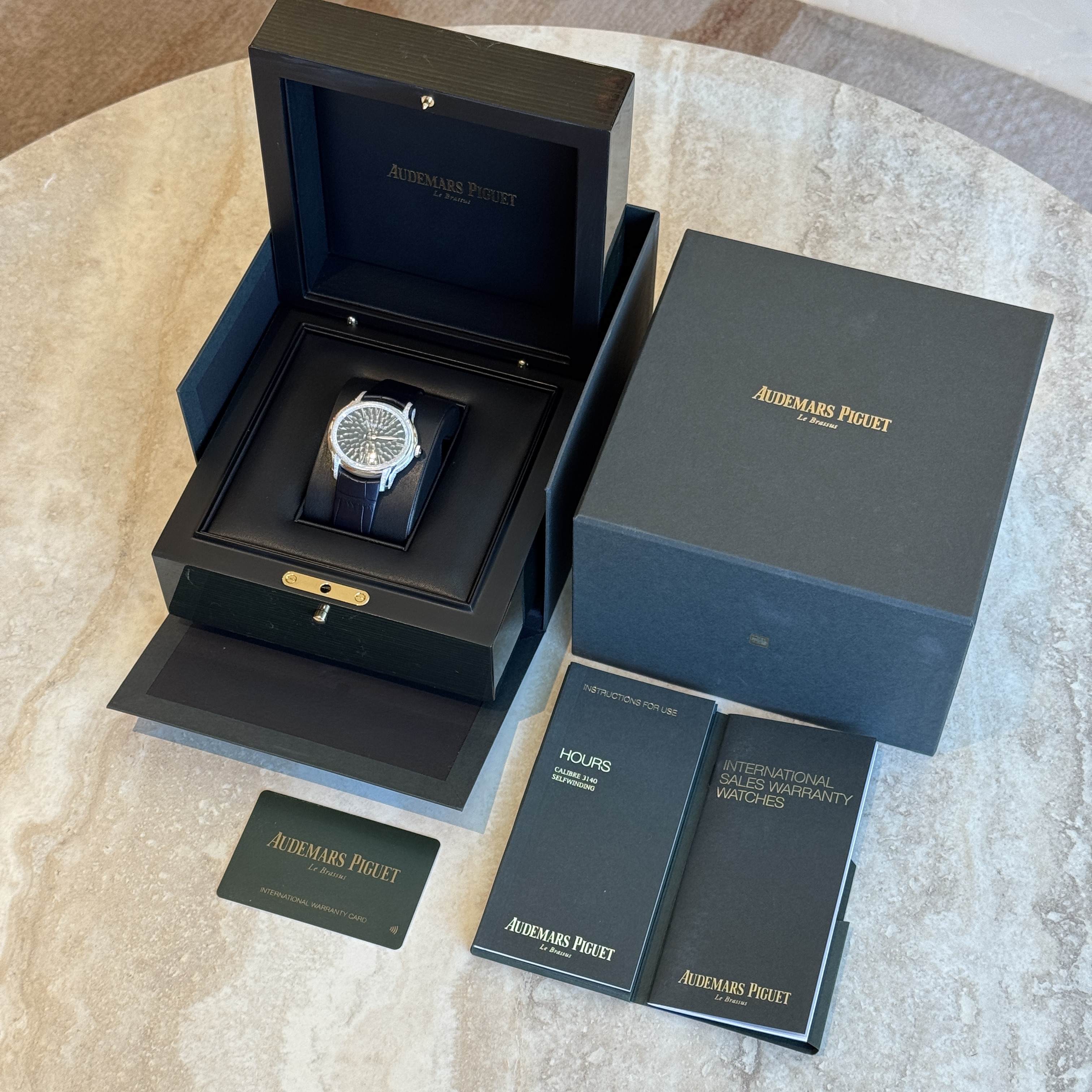 Millenary Philosophique Frosted White Gold Blue Dial 40mm Product Image 10