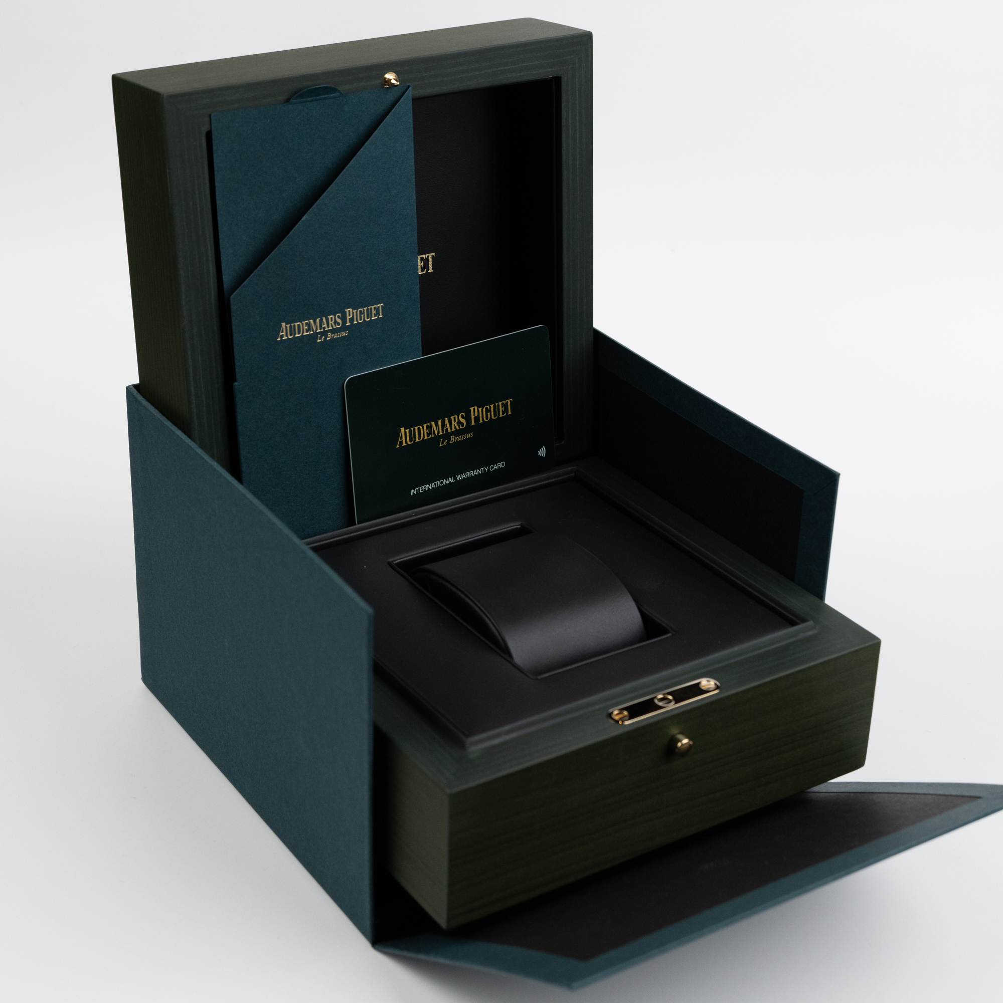 Code 11.59 Starwheel White Gold Blue Dial 41mm Product Image 10