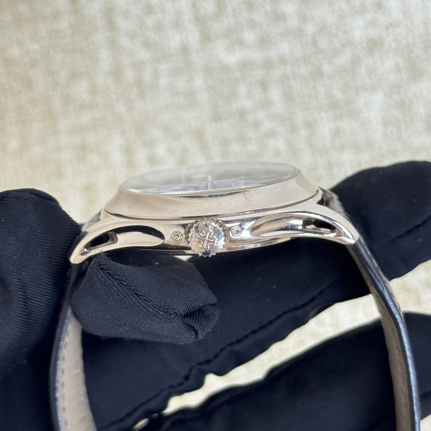 Complications Annual Calendar White Gold Black Dial 40mm Product Image 3