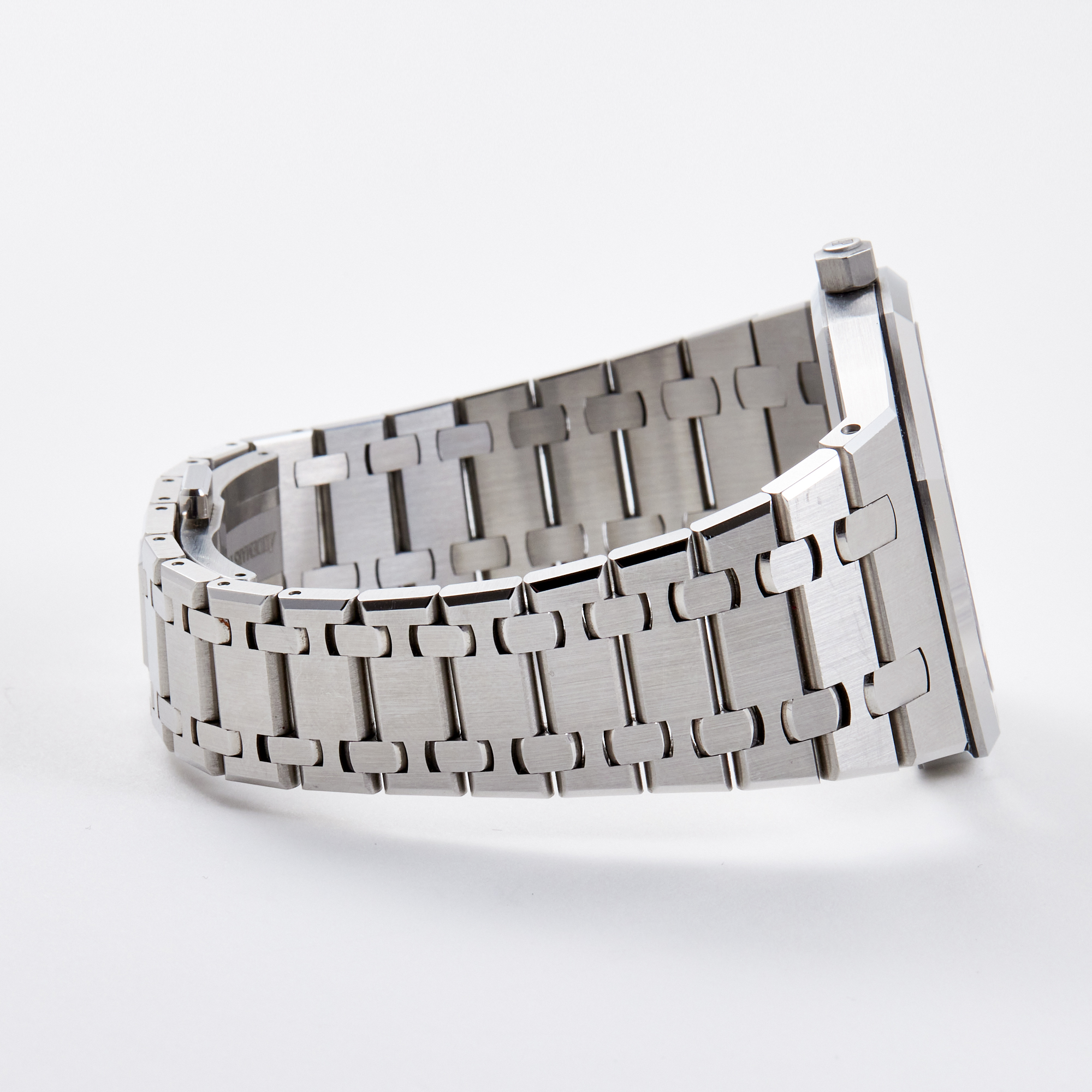 Royal Oak "Jumbo" Extra-Thin "50th Anniversary" Steel Blue Dial 39mm Product Image 9