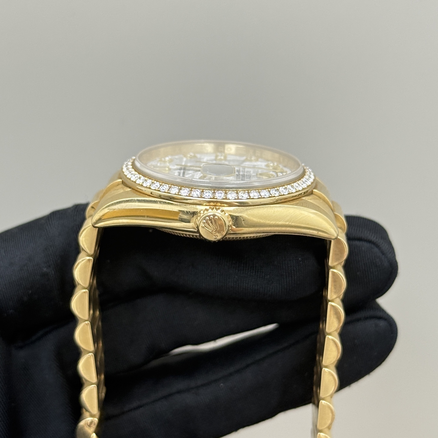 Day-Date Yellow Gold Diamond Meteorite Dial 36mm Product Image 4