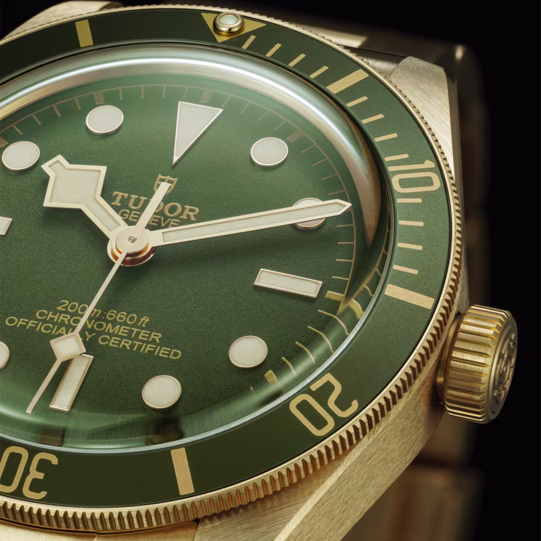 Black Bay 58 Yellow Gold Green Dial 39mm Product Image 2