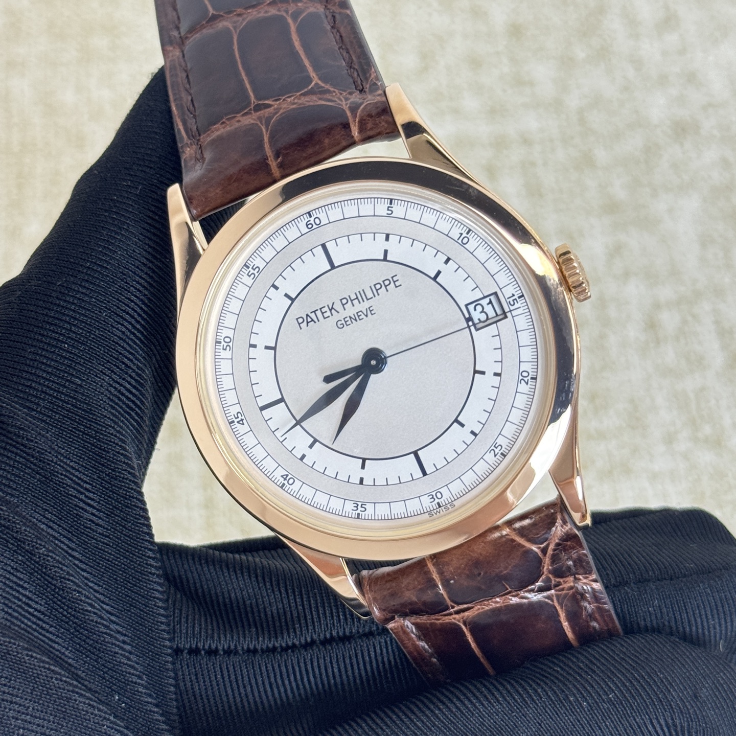 Calatrava Rose Gold Silver Dial 38mm Product Image 4