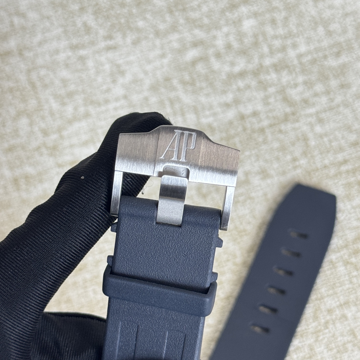 Royal Oak Offshore Diver Steel Blue Dial 42mm Product Image 7