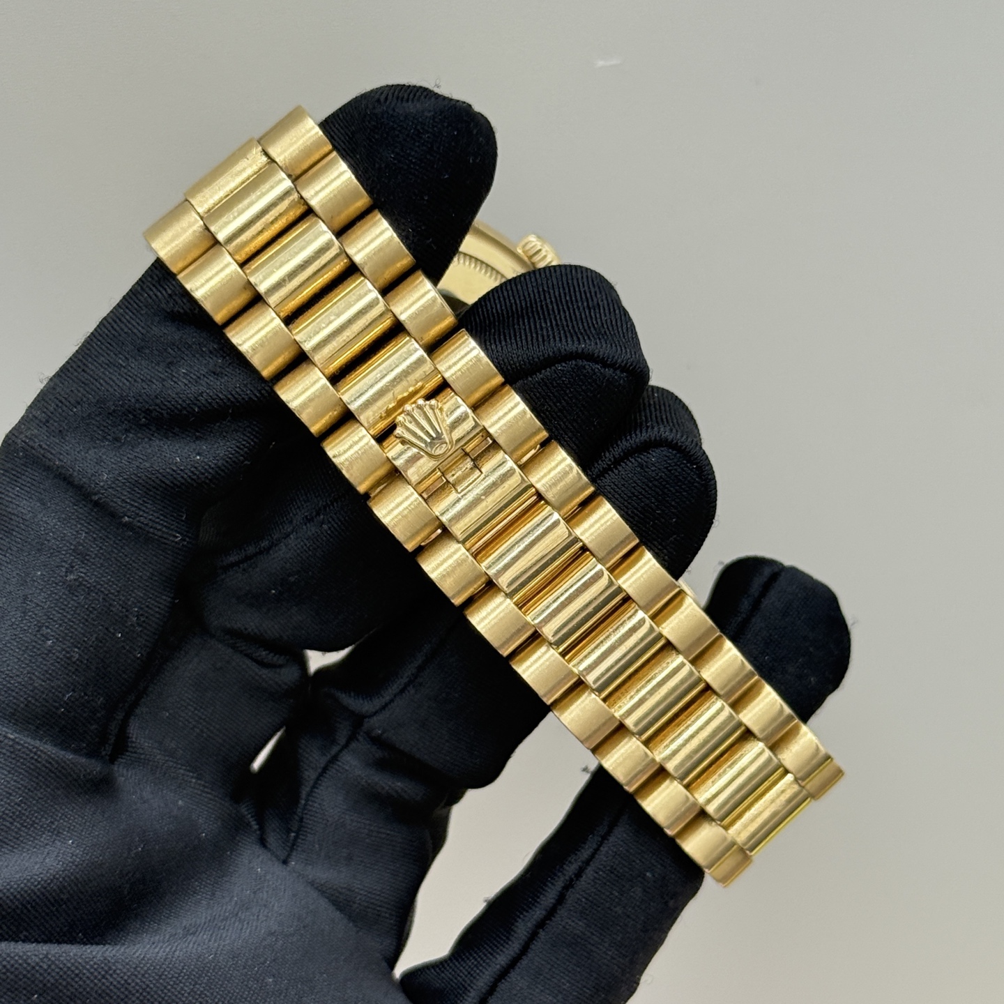 Day-Date Yellow Gold Diamond Meteorite Dial 36mm Product Image 6