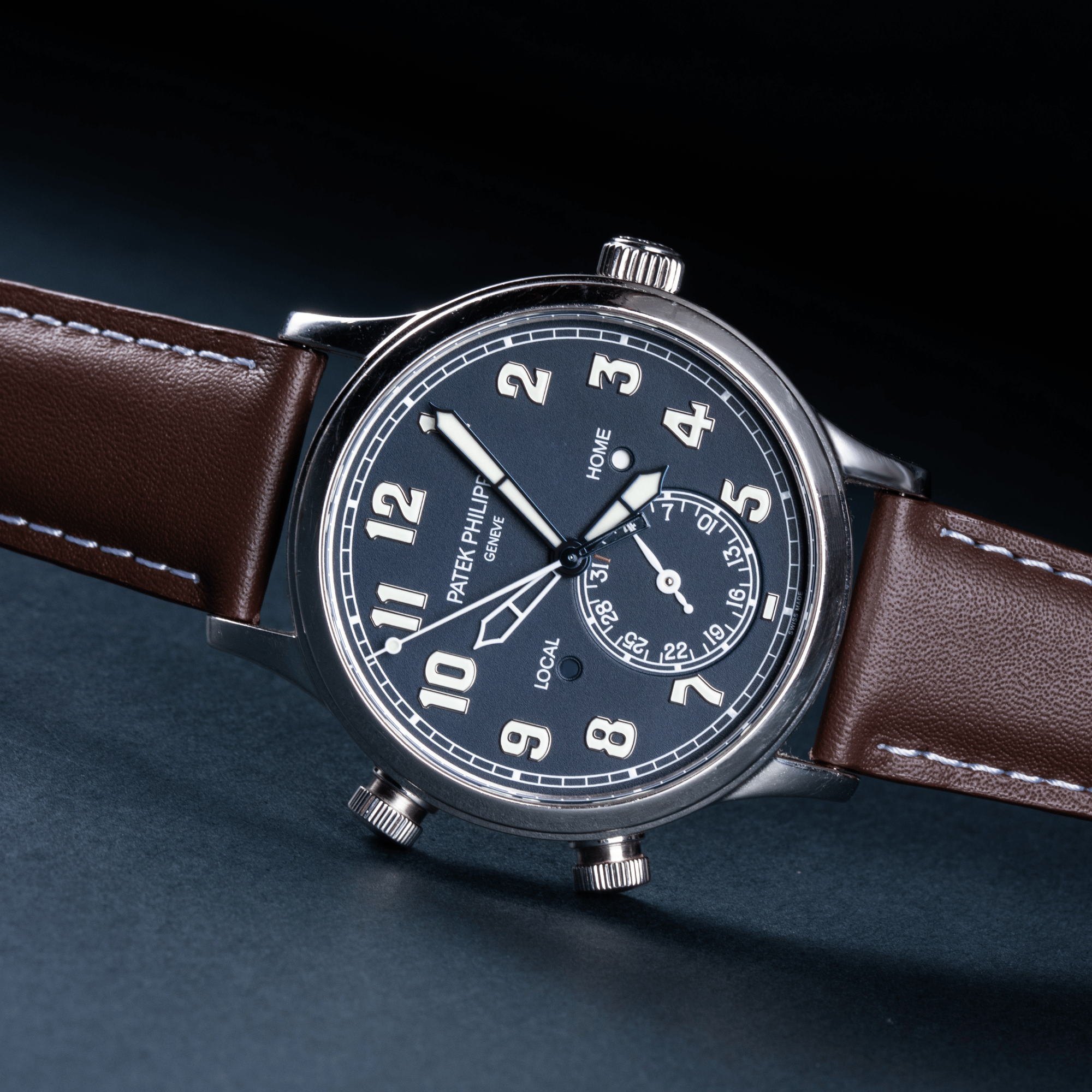 Complications Calatrava Pilot Travel Time White Gold Blue Dial 42mm Product Image 8