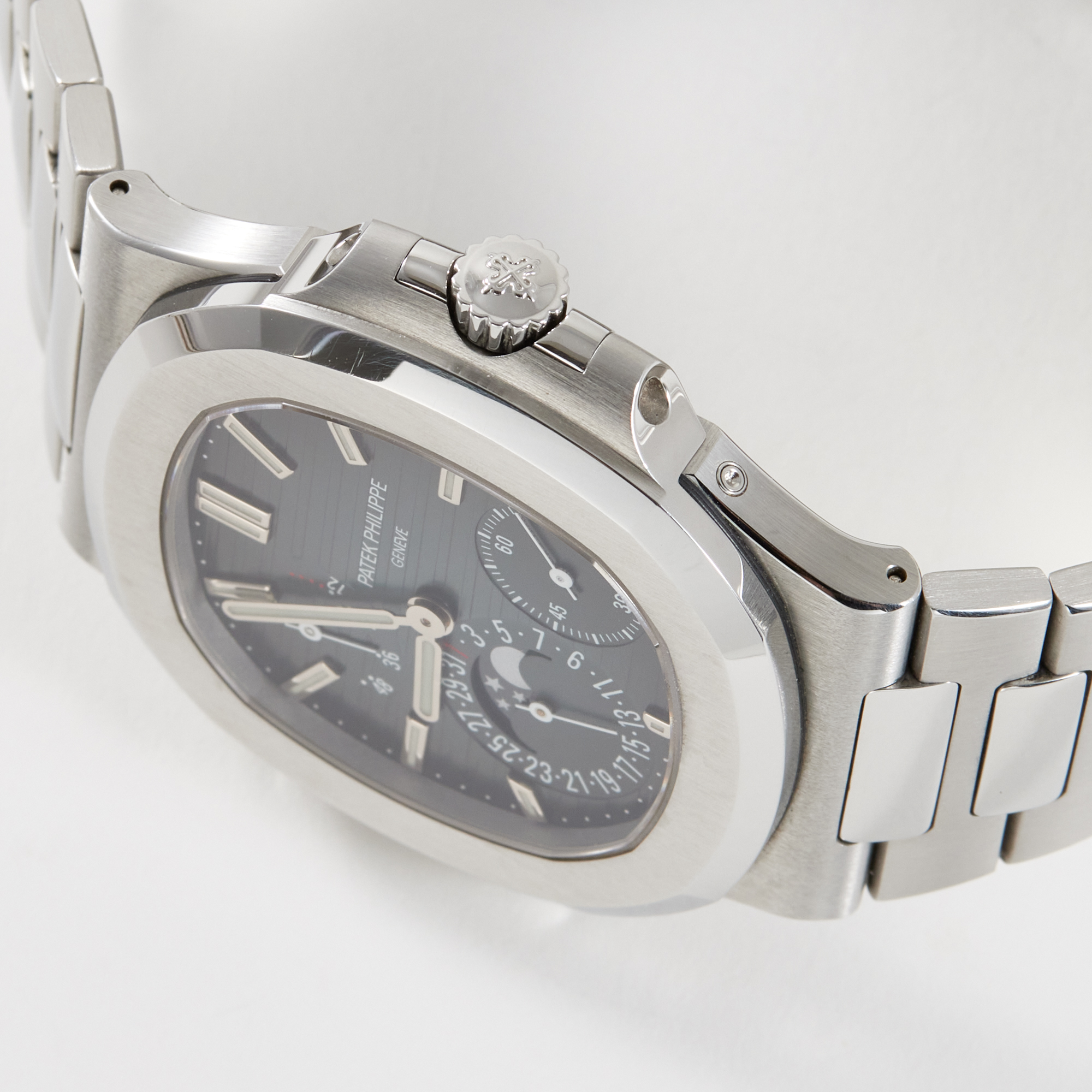 Nautilus Moonphase Steel Blue Dial 40mm Product Image 3