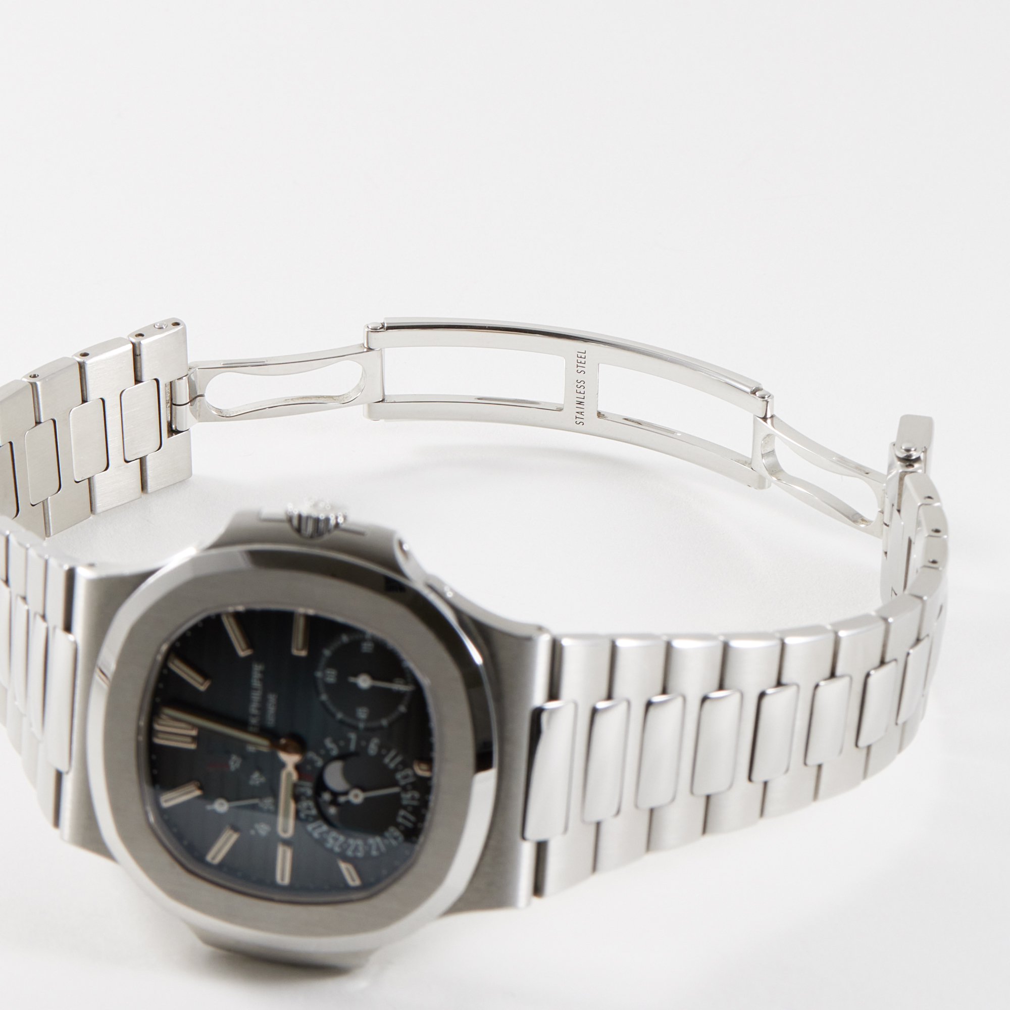 Nautilus Moonphase Steel Blue Dial 40mm Product Image 10