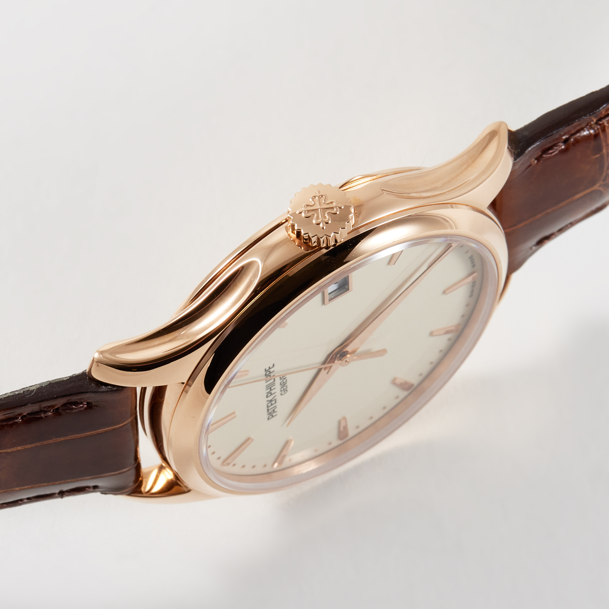 Calatrava Rose Gold Ivory Dial 39mm Product Image 4