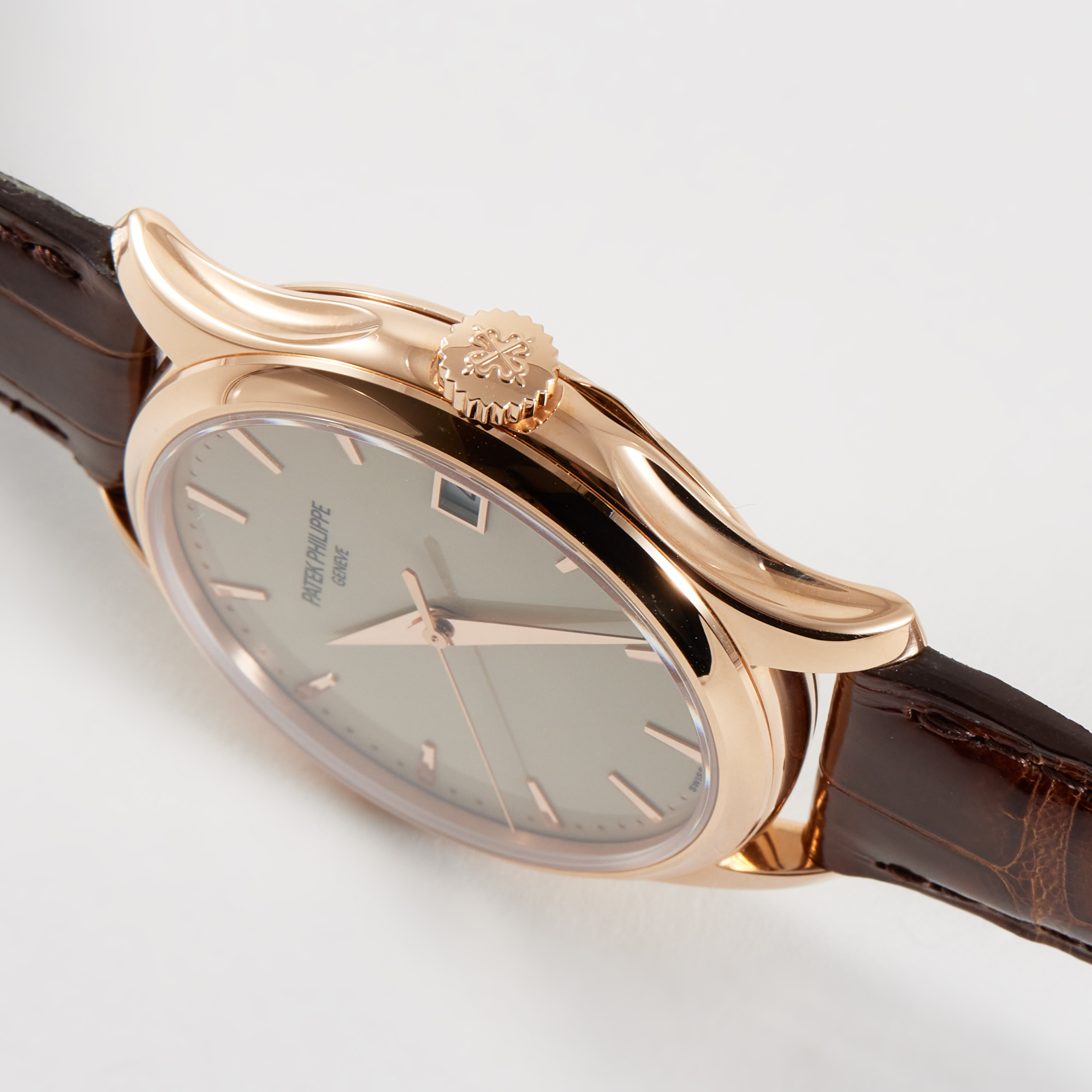 Calatrava Rose Gold Ivory Dial 39mm Product Image 3