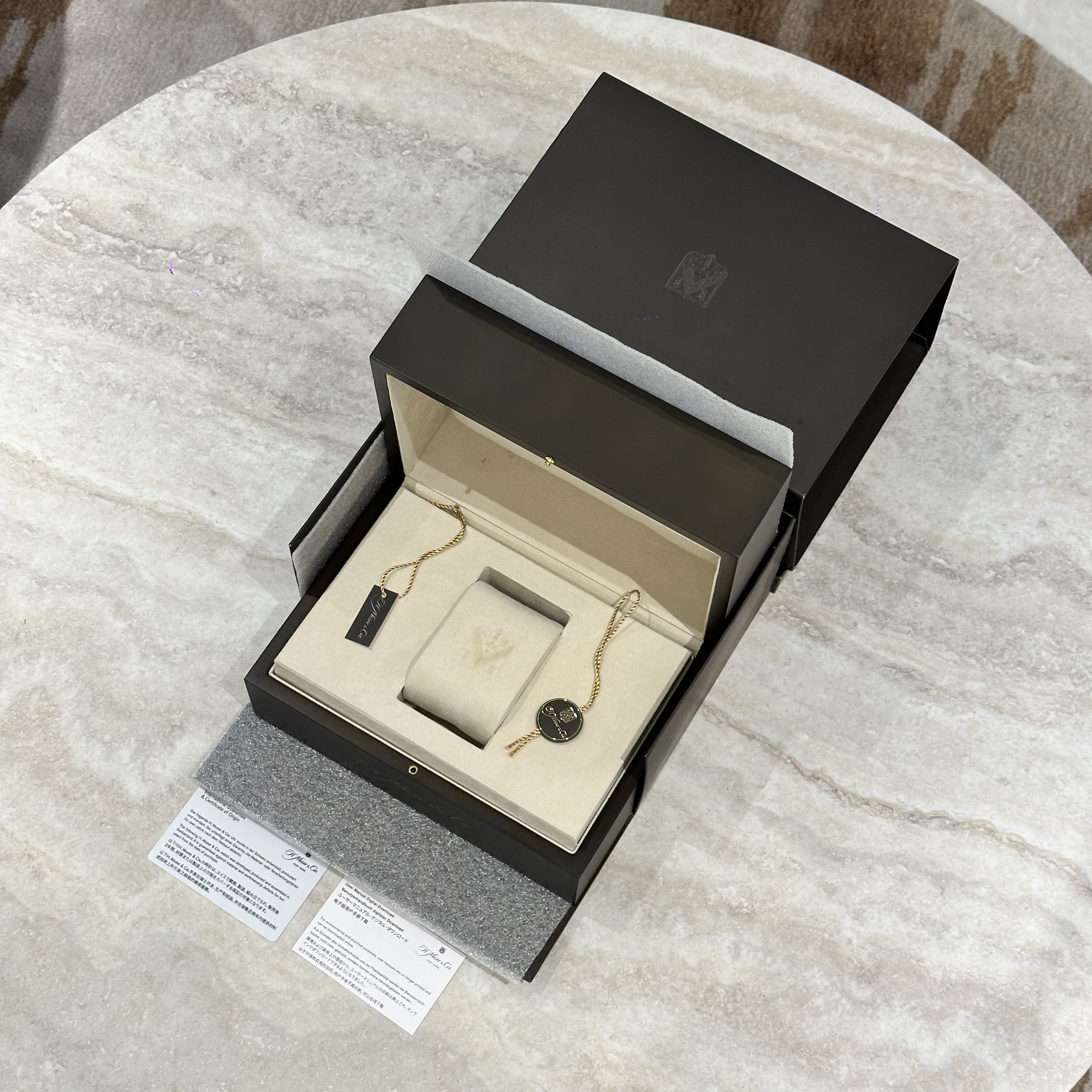 Endeavour Centre Seconds Steel Vantablack Dial 40mm Product Image 12