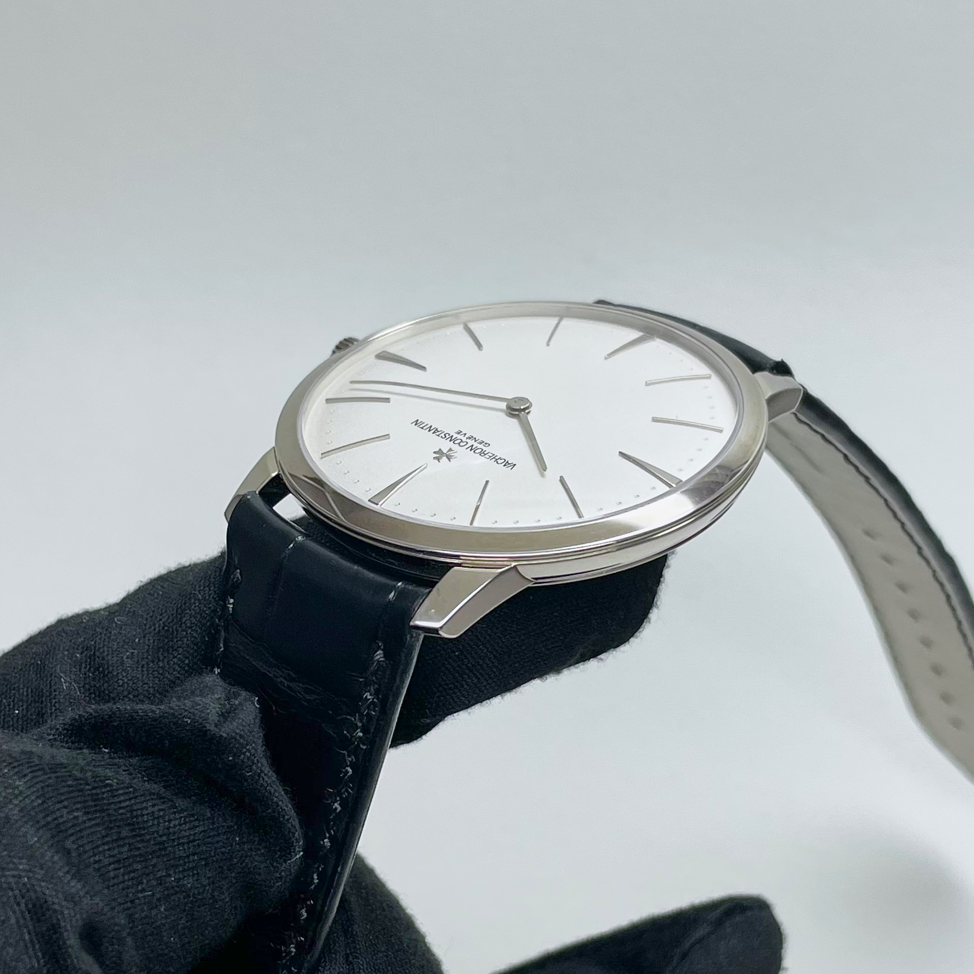 Patrimony Contemporaine White Gold Silver Dial 40mm Product Image 8