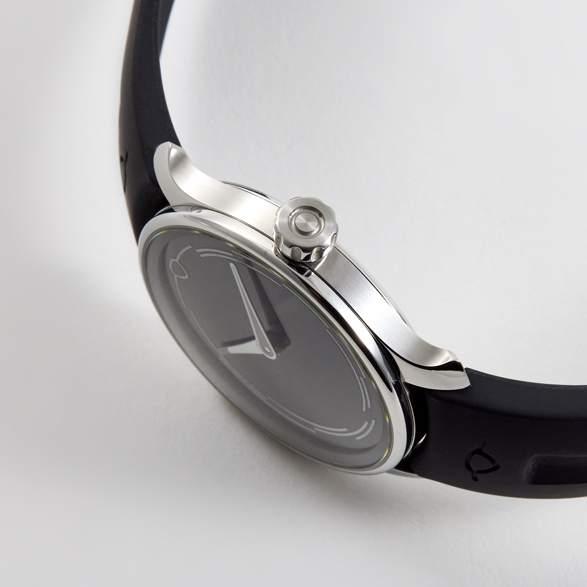 37.02 Minimalist Steel Black Dial 38mm Product Image 2