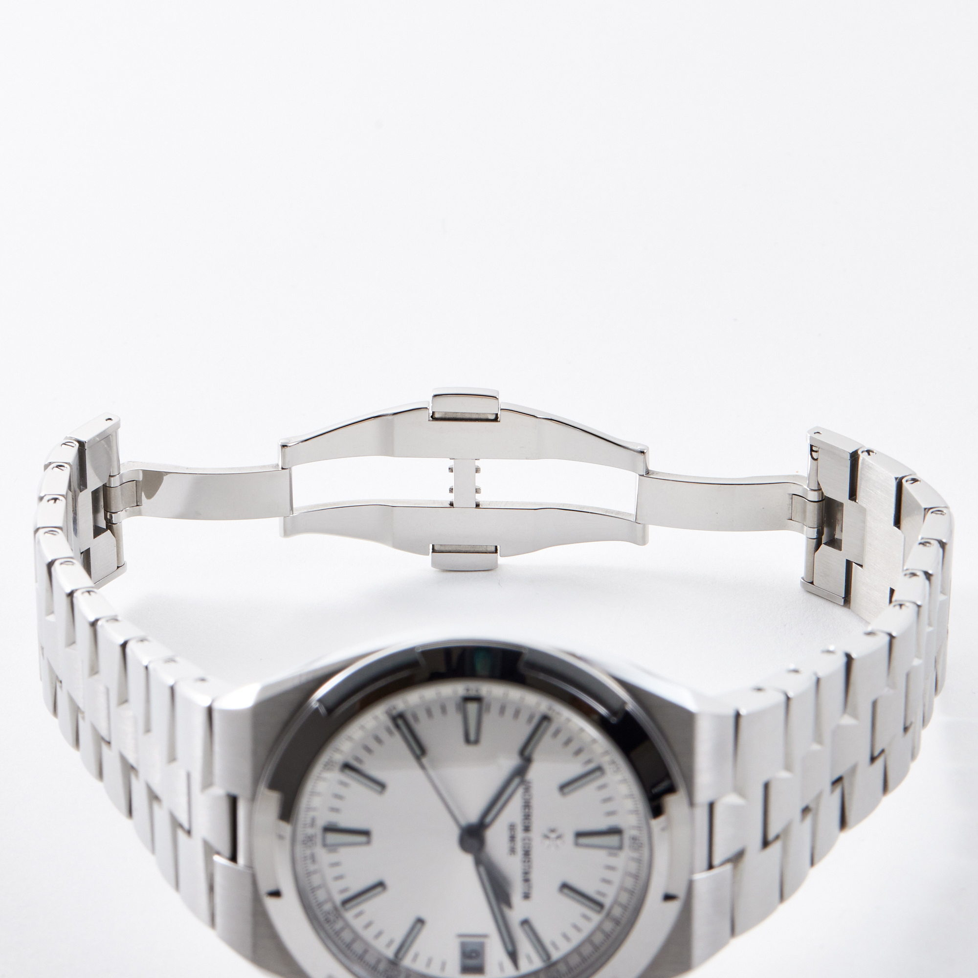 Overseas Date Steel Silver Dial 41mm Product Image 9