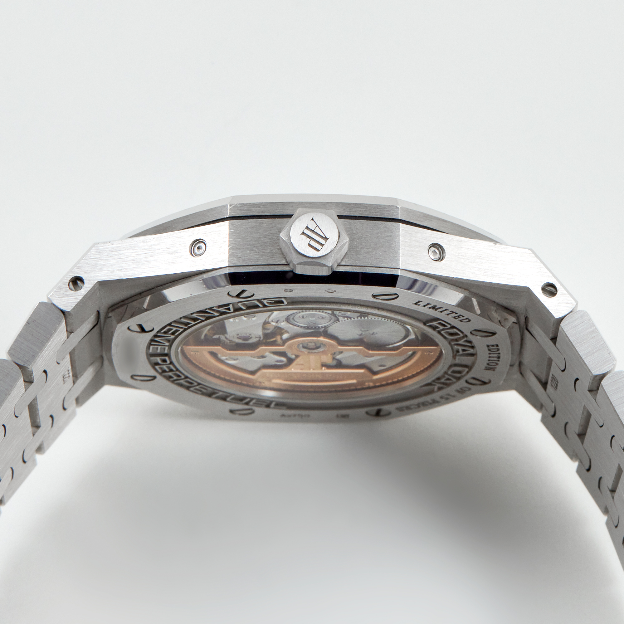 Royal Oak Perpetual Calendar White Gold Diamond Black Dial 41mm Product Image 5