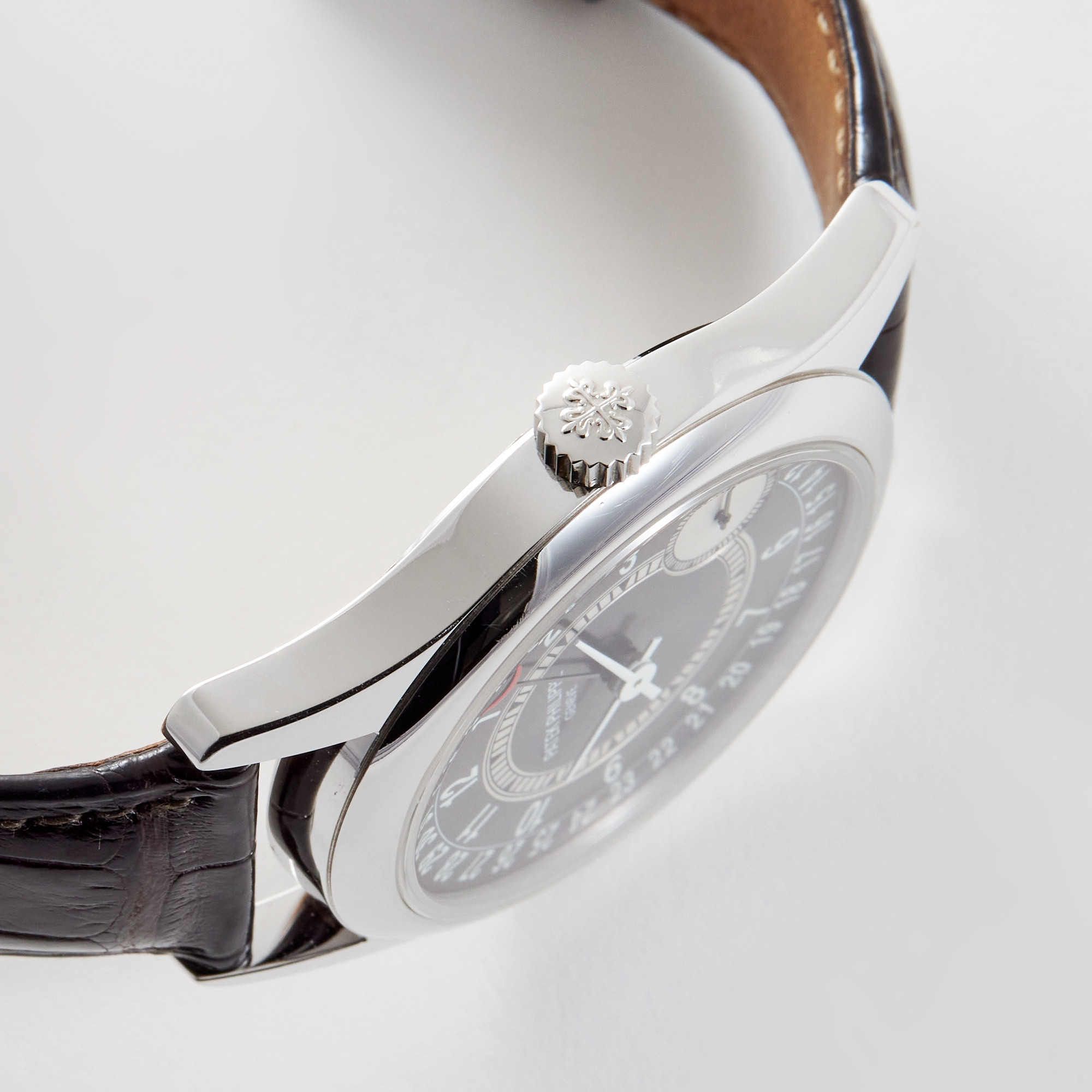 Calatrava White Gold Grey Dial 37mm Product Image 4