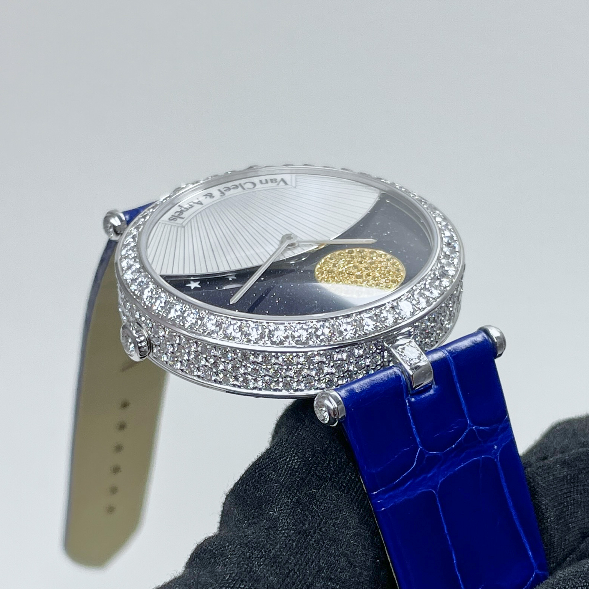 Lady Arpels Jour Nuit White Gold DIamond Mother of Pearl Dial 38mm Product Image 7